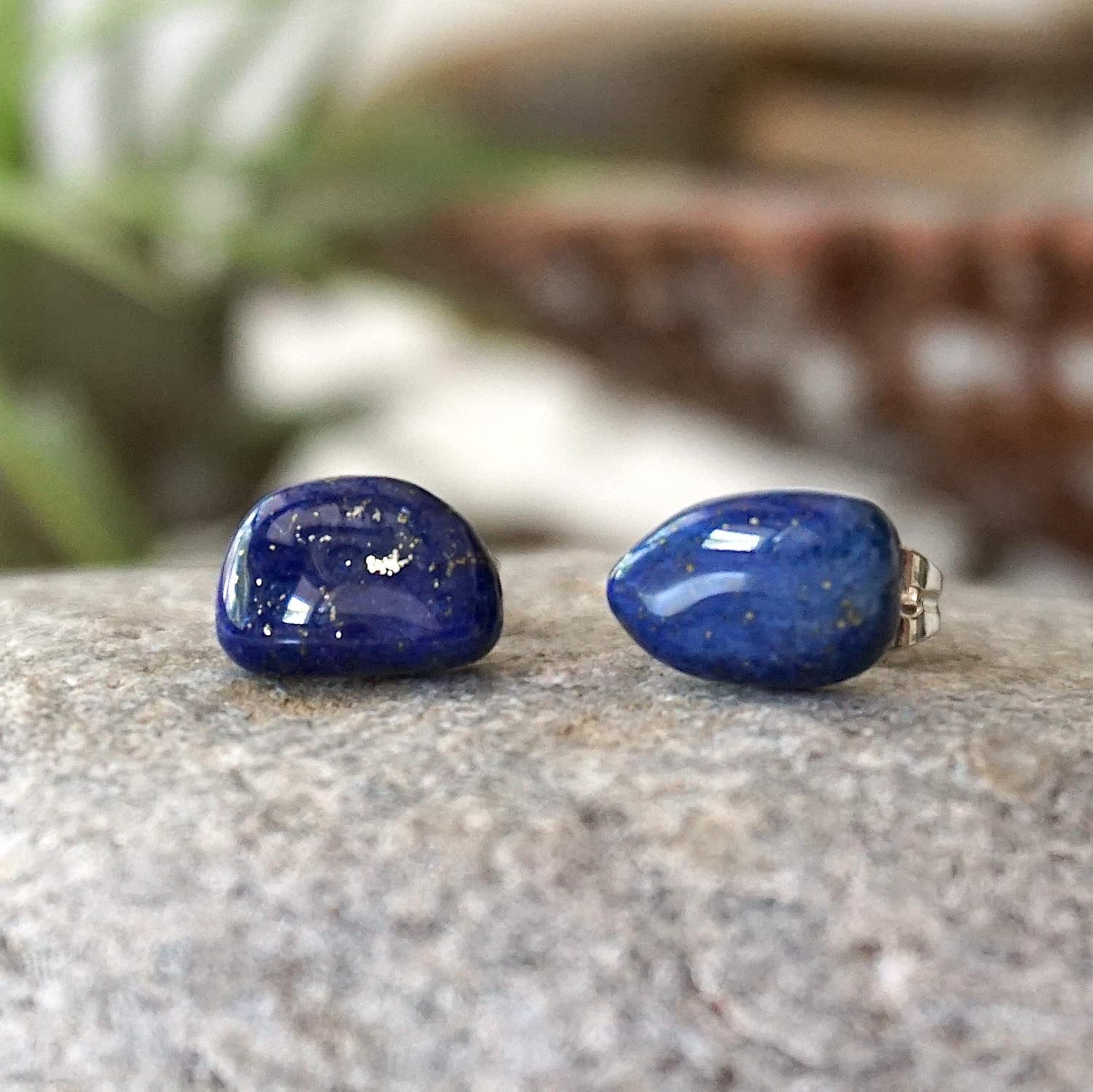 Women's and Men's Aleternative Birthstone Crystal Stud Earrings - Image 8