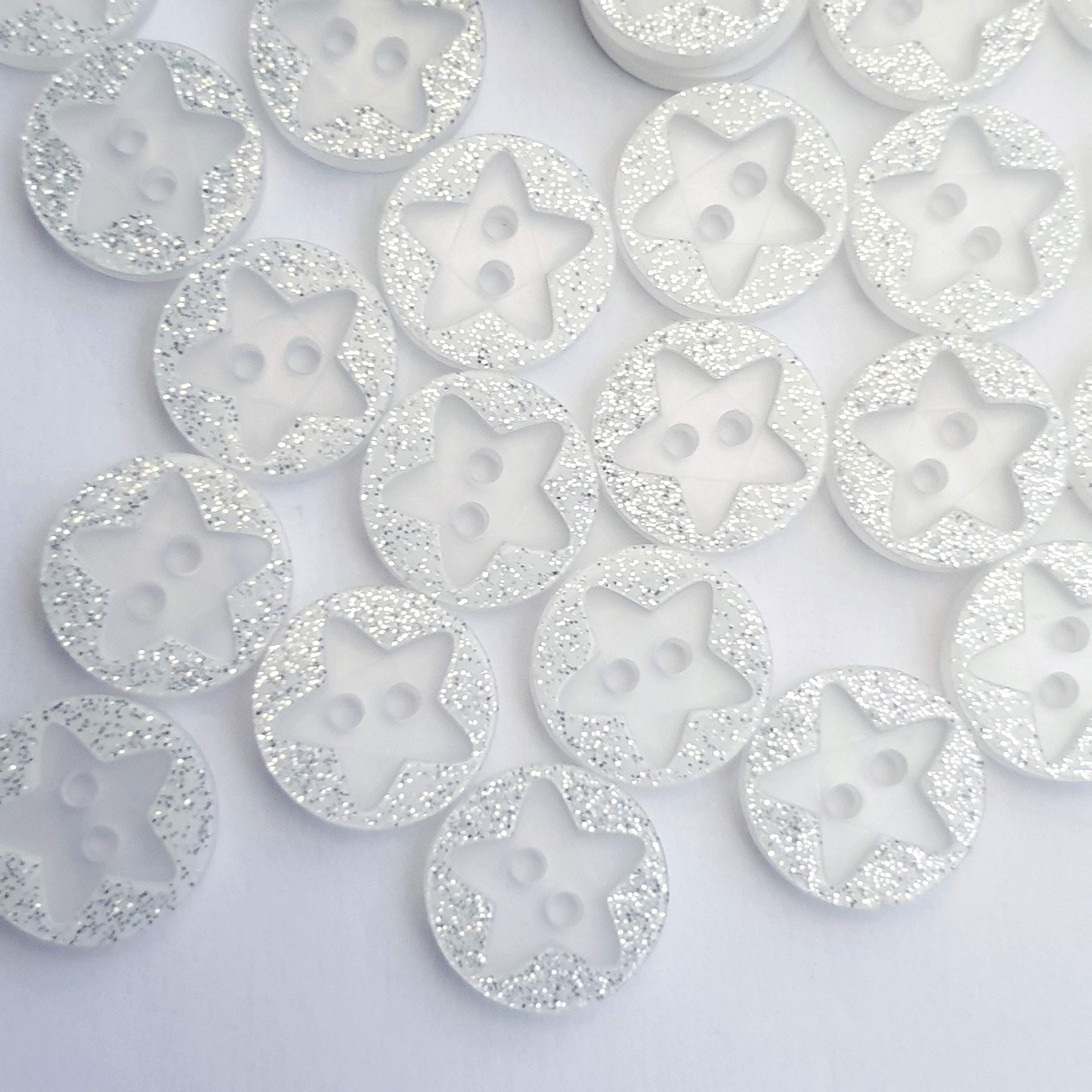MajorCrafts® 40pcs 14mm White Glittered 'Star Engraved' 2 Holes Small Round Sewing Resin Buttons Craft Embellishments