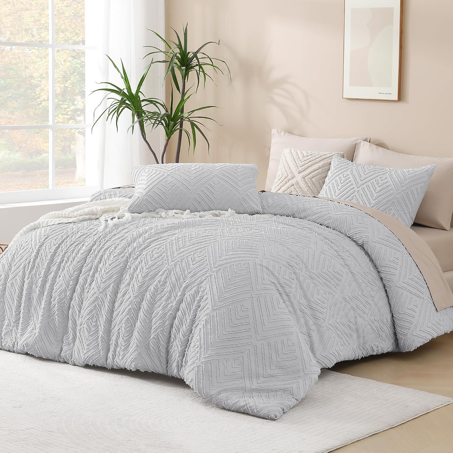 Andency Light Grey Boho Queen Comforter Set, Lightweight Fluffy Bedding Comforter Sets for Queen Bed, 3 Pieces Tufted Farmhouse Shabby Chic Bed Set for All Seasons (1 Comforter 90x90In, 2 Pillowcases) 03 - Light Grey Queen (90"x90")
