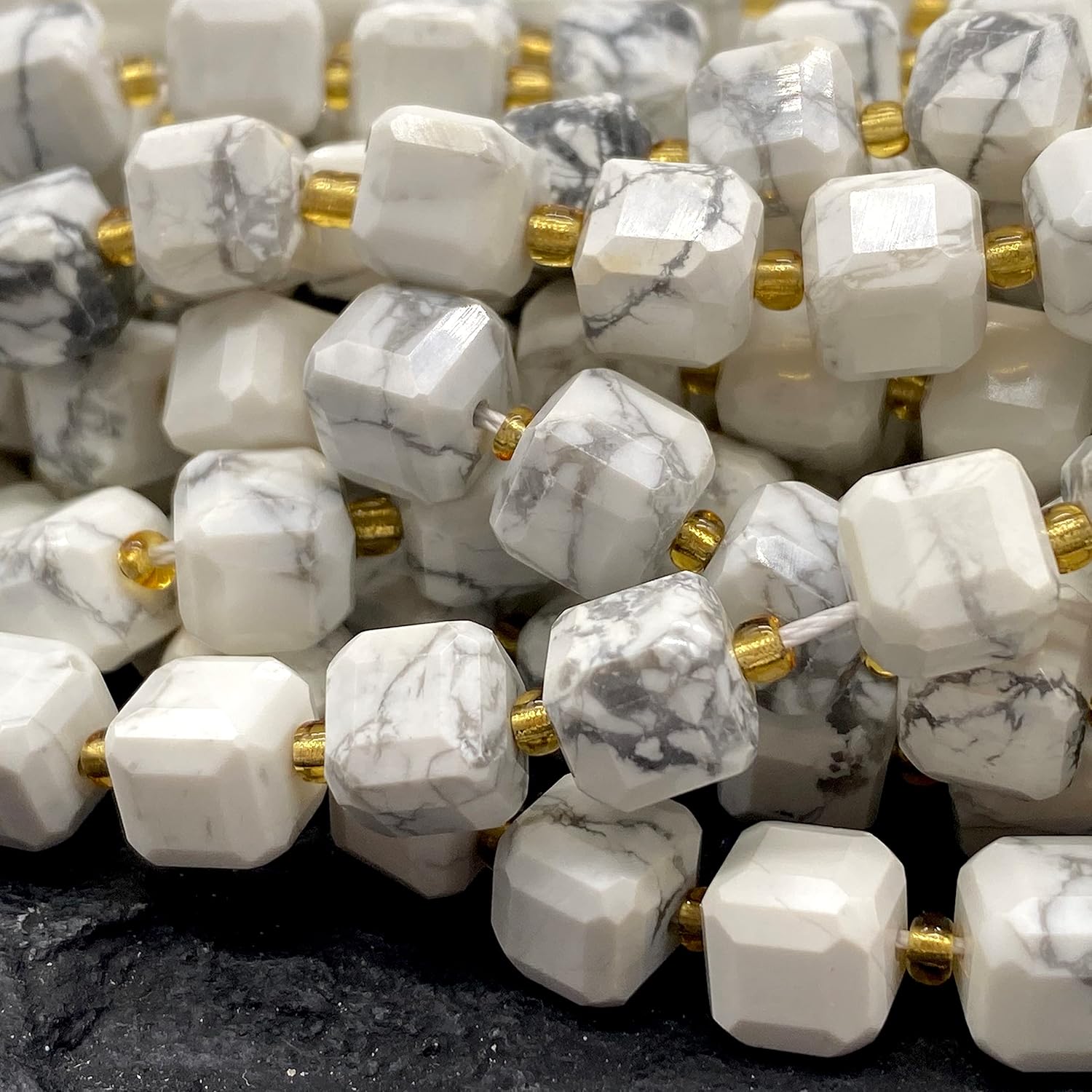 ABCGEMS California White Howlite Beads (A Revolutionary Cutting Technique Brings a More Dynamic Look to a Traditional Cube) Crystal Chakra Stone Diamond-Cut 3D Magical-Cube 8mm