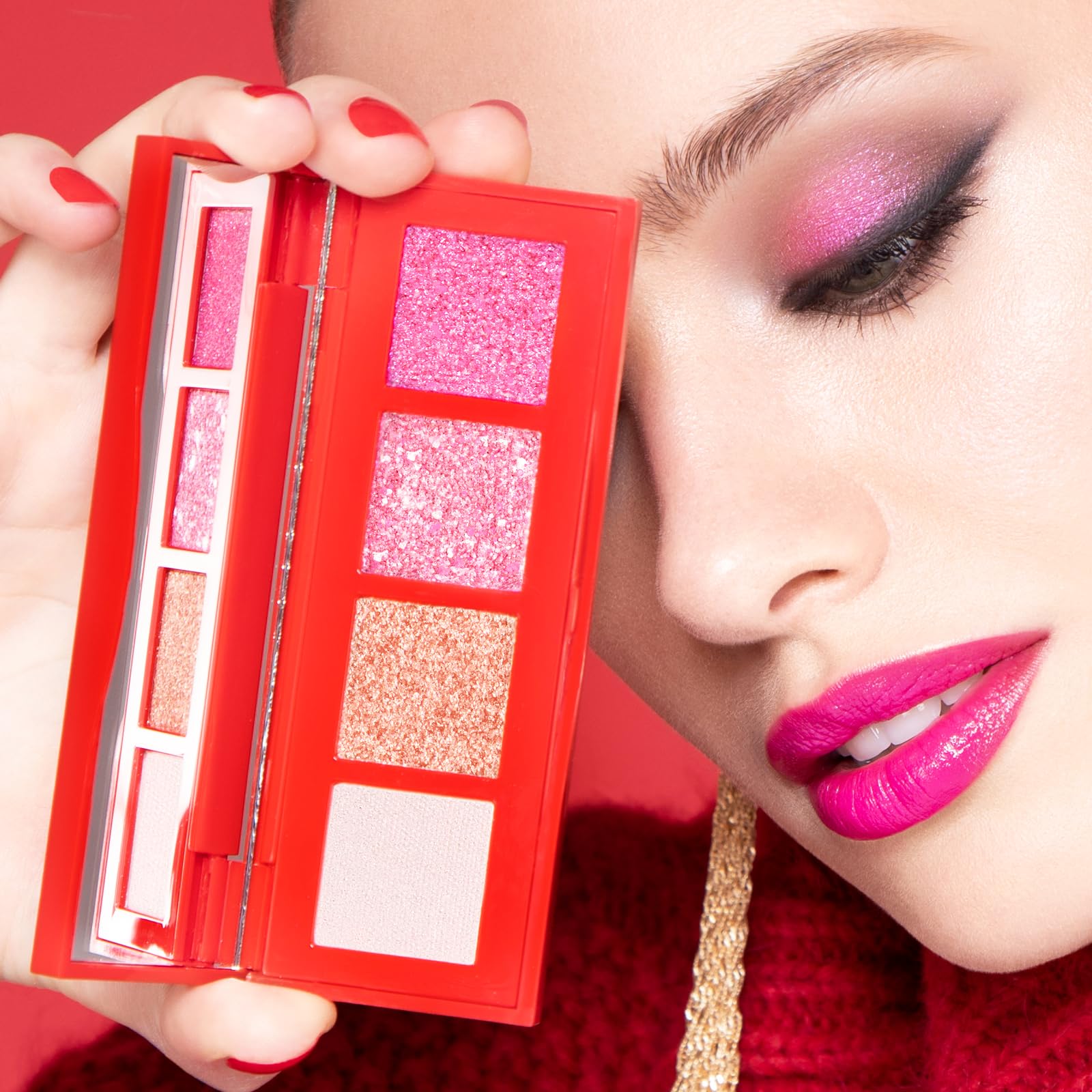 Holiday Land Eyes Palette - 001 by Pupa Milano for Women - 0.183 oz Eye Shadow, Cranberry, 5.1 g (Pack of 1) - Image 2