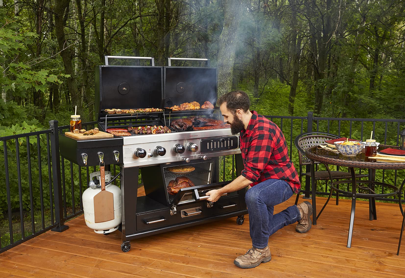 Pit Boss Memphis Ultimate 4-in-1 Kombigrill, schwarz, Stahl/Gusseisen, Smoker, Gas- und Holzkohlegrill