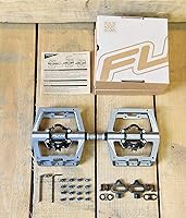 Vista 2 de Funn Mamba MTB - Pedales sin clip para bicicleta de montaña con clip de una sola cara, compatibles con tacos SPD, pedales de bicicleta de eje CrMo