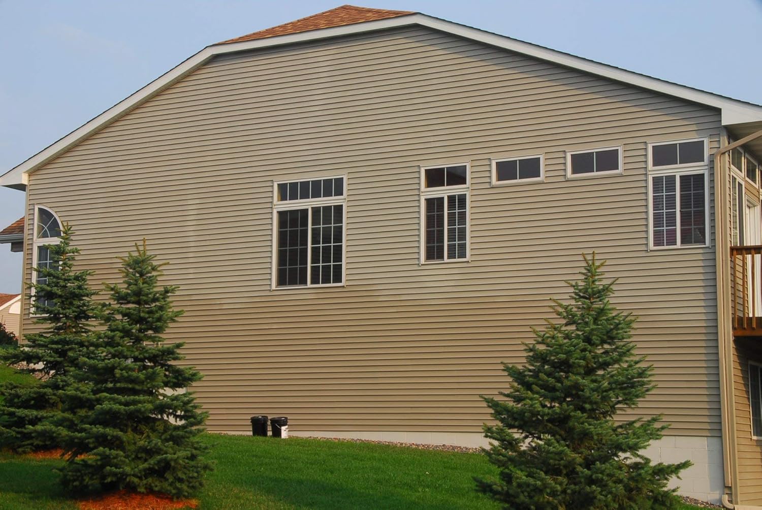 Blасk Frіdау - 70% оƒƒ Vinyl Renu 5 Gallon-Siding Restoration Kit Restores Color And Sheen To Faded Vinyl & Aluminum Siding. No-Mess Alternative To Paint. Lasts 10 Years. Faded Hardie Board, Stucco, Fiberglass too!
