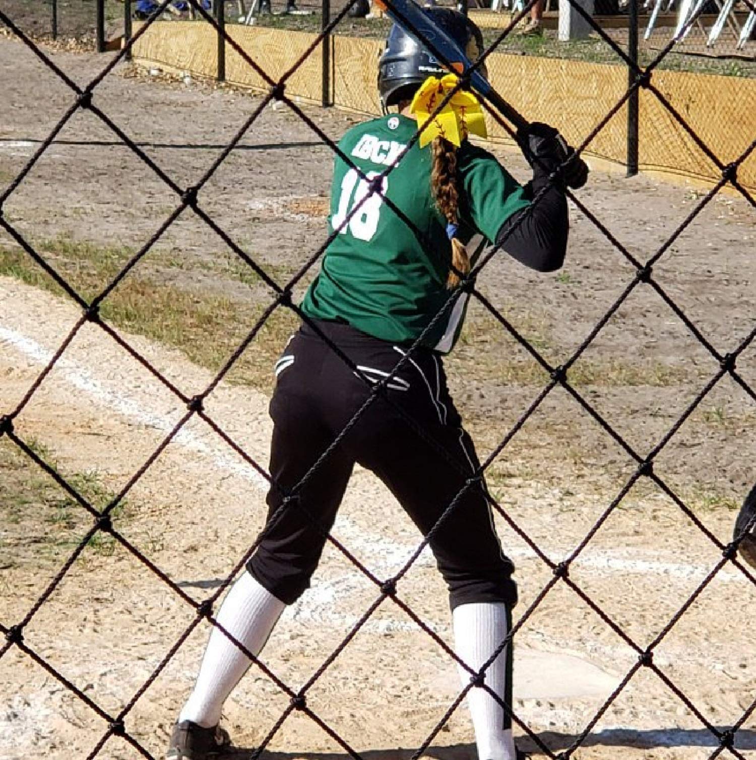 Hurtowe opaski do softballu - żółta skóra z czerwonym szwem (dostępne w wielu ilościach w opakowaniu) Fastpitch elastyczna sportowa i modna opaska na głowę od Kenz Laurenz