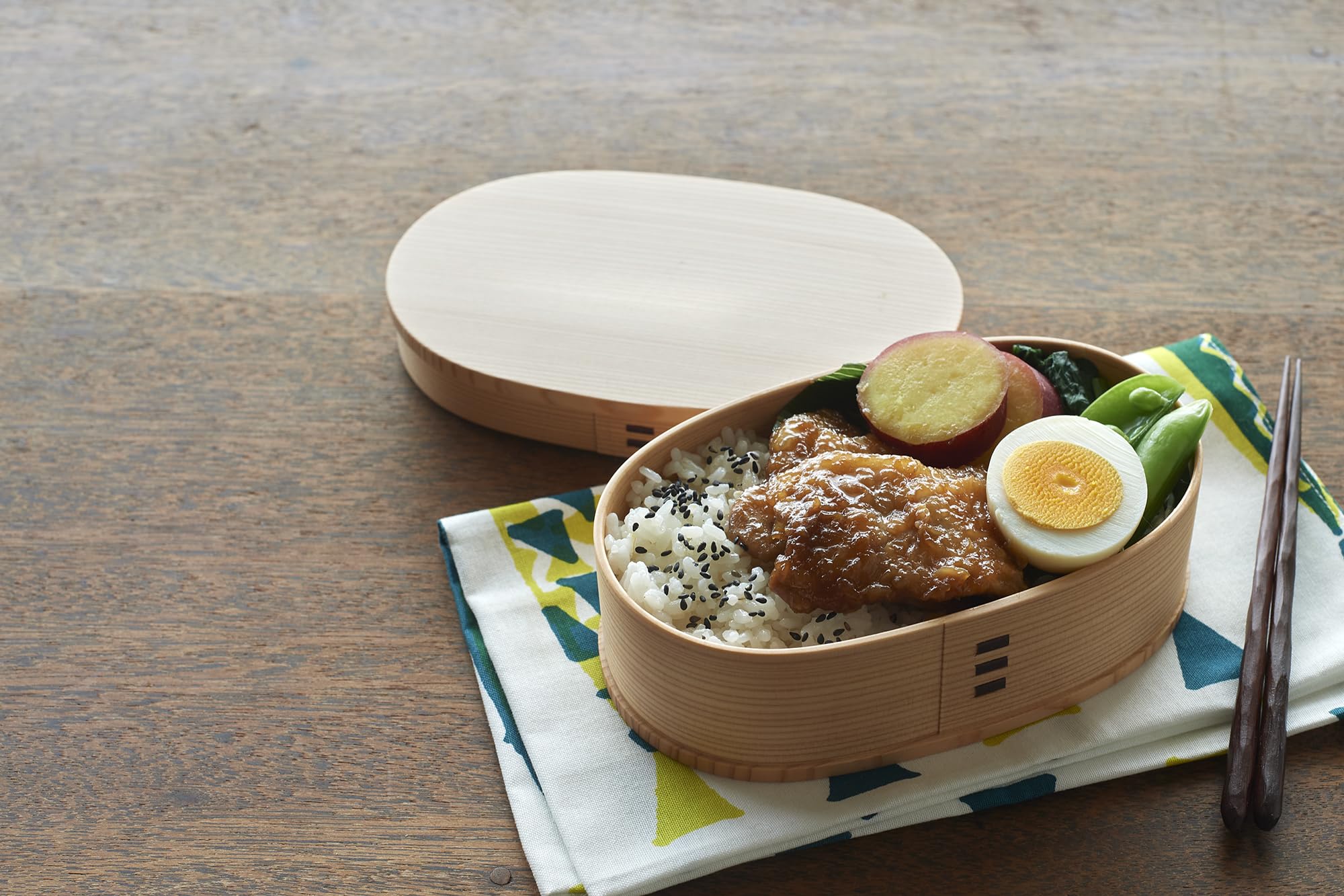 【新品未開封】大館工芸社製　小判弁当（中）曲げわっぱ Amazon｜大館工芸社 小判弁当（中）2540 640ml 曲げわっぱ