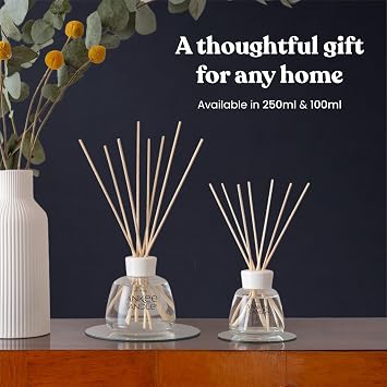 Yankee Candle Reed Diffuser | Midsummer Night | For Small to Medium Spaces | Up to 10 Weeks of Fragrance