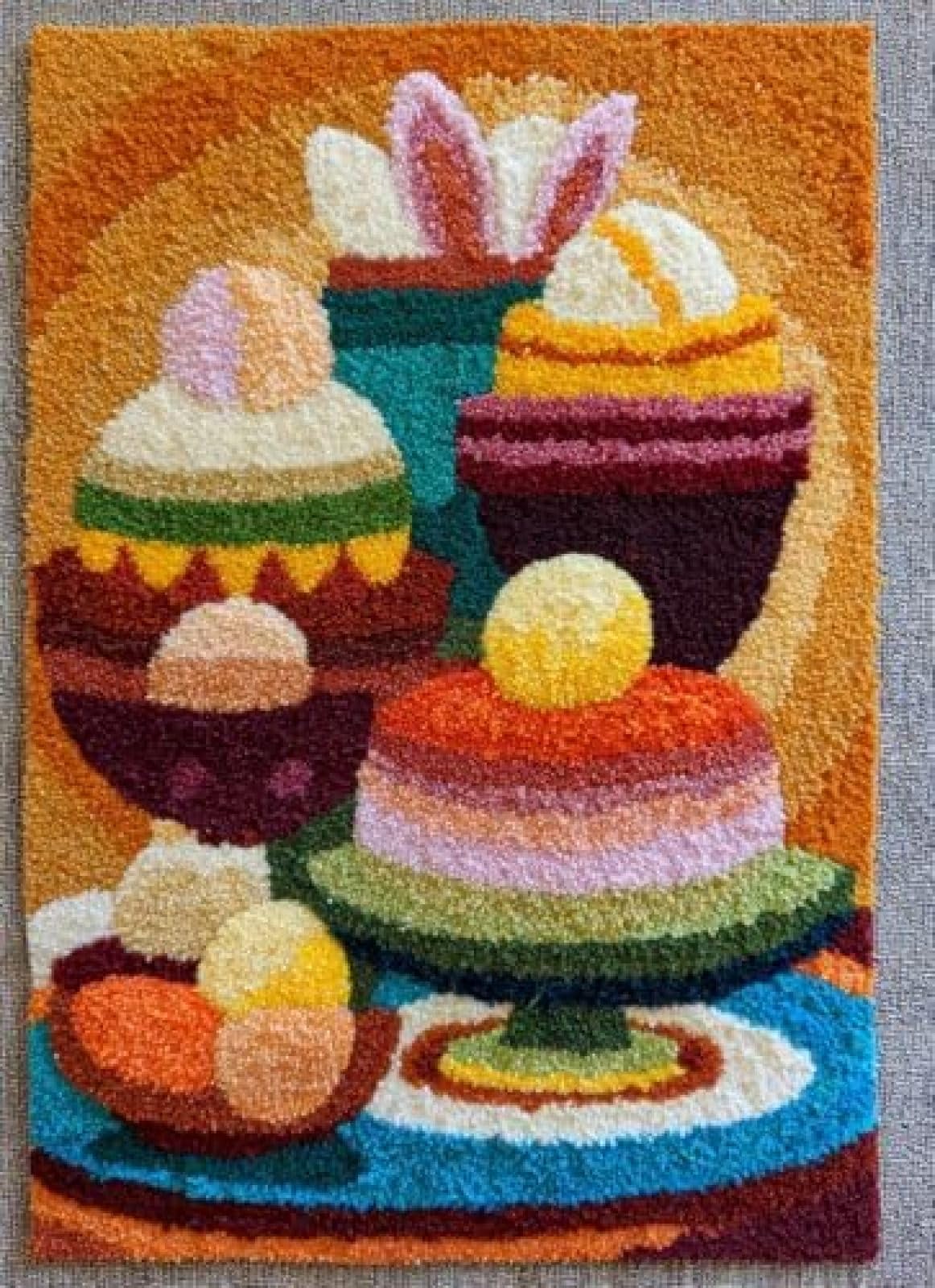 XDEGHUANGSS Latch Hook Rug Kit Easter Cake with Pre-Printed Mat Cover DIY Cushion Crochet Yarn Hooking Craft Set for Floor Decor 38x52cm