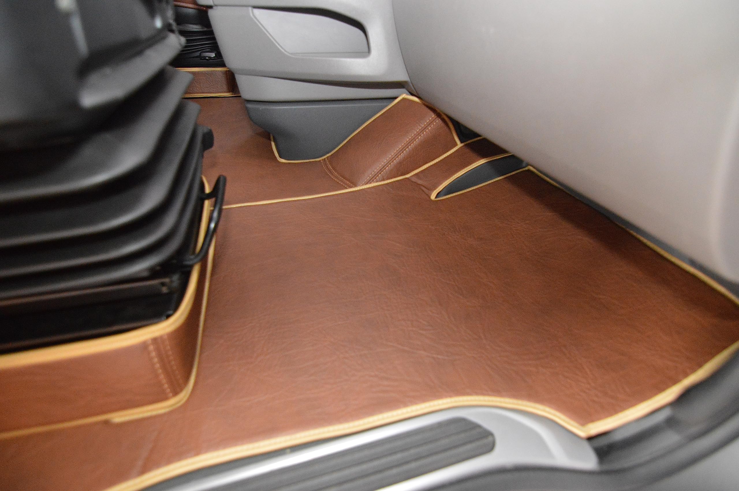 Vloermatten Scania R Serie tot '09 Truck Accessoires Vloermatten Scania R Serie tot '09 Truck Accessoires