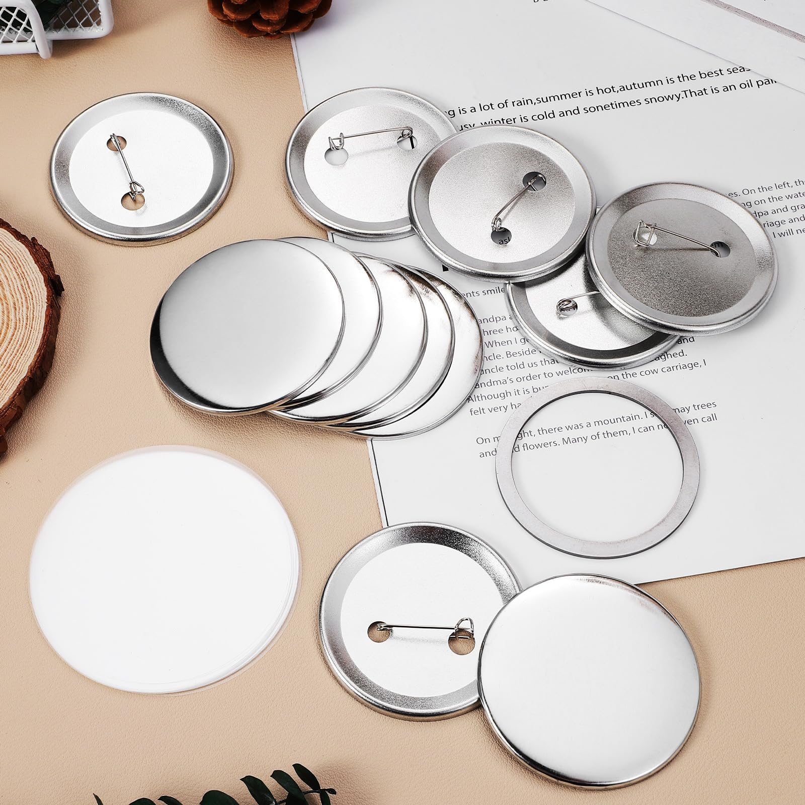 100 Sätze Runde Knopfabzeichenteile aus Eisen 58mm mit Schutzfolie und Rückdeckeln für Knopfherstellung und Bastelarbeiten