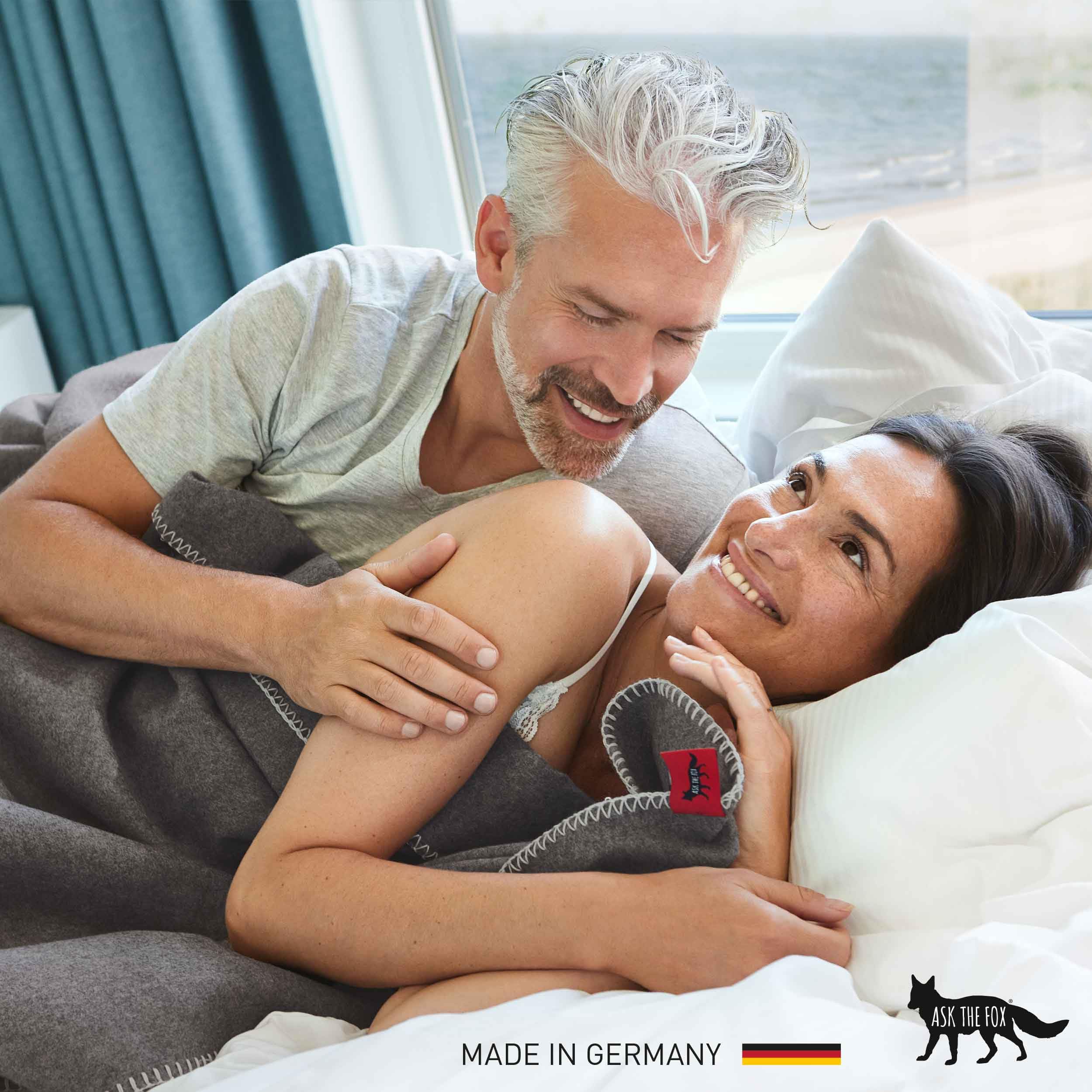 Cosy Fox, coperta antincendio multifunzionale e antincendio con fattore di morbidezza, prima misura contro gli incendi originali, 160 x 200 cm (grigio-bianco)