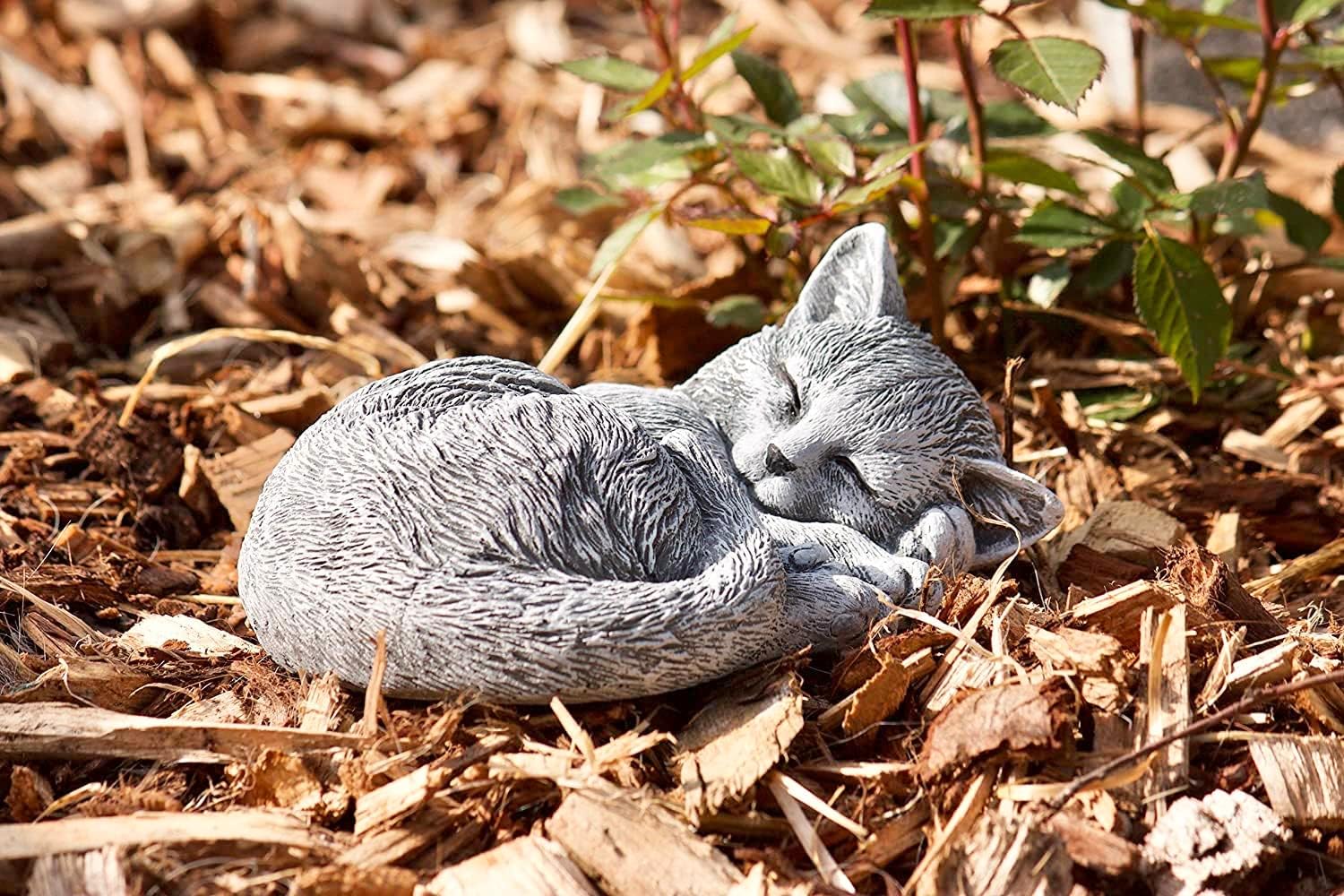 Concrete Cat Statue Realistic Cat Figurine Unique Garden Decor Pet Memorial Statues Halloween Cat Sculpture Outdoor Figure for Home and Garden, White
