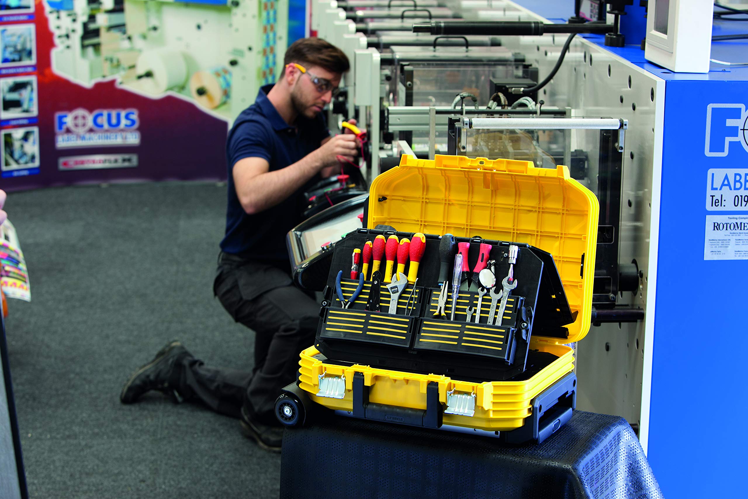 Image secondaire de Valise de Maintenance Stanley avec Roulettes et Compartiments Amovibles