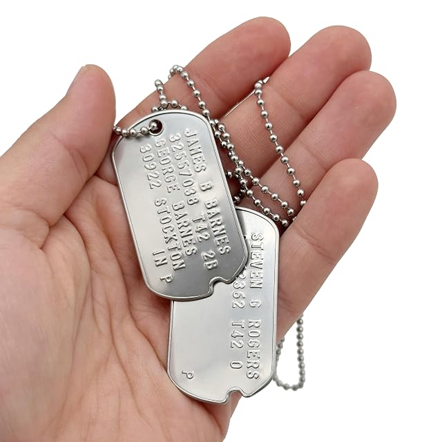 Foto 6 de 8 de James Bucky Barnes x Steven Rogers 'America' WWII Style Military Dog Tags - con muescas antes de 1965 WW2