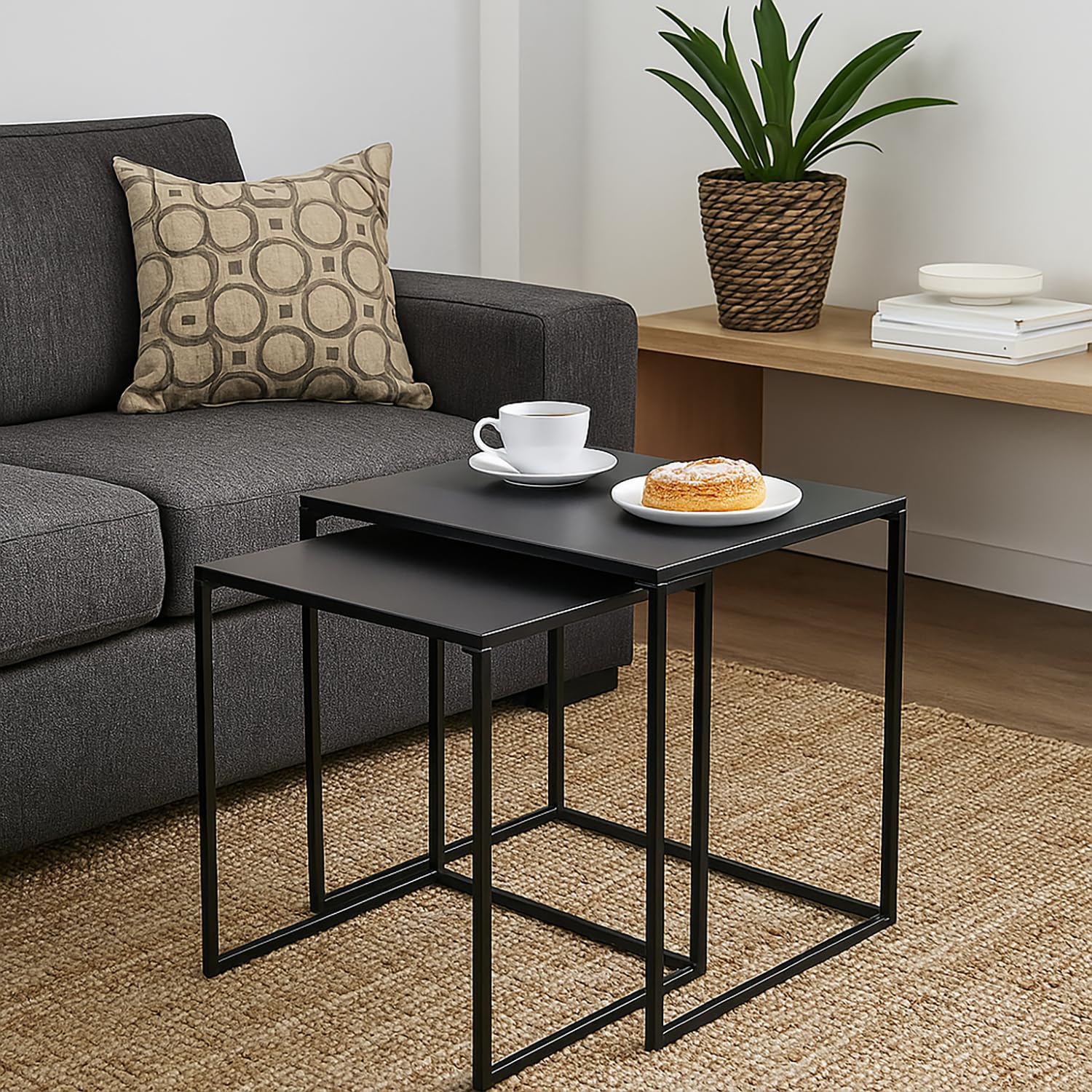 TIENDA EURASIA – Mesas Auxiliares para Salon | Set de 2 | Material Hierro y Aluminio | Medidas Mesa Grande 38x38x41 cm y Mesa Pequeña 34x34c37 cm | Color Negro