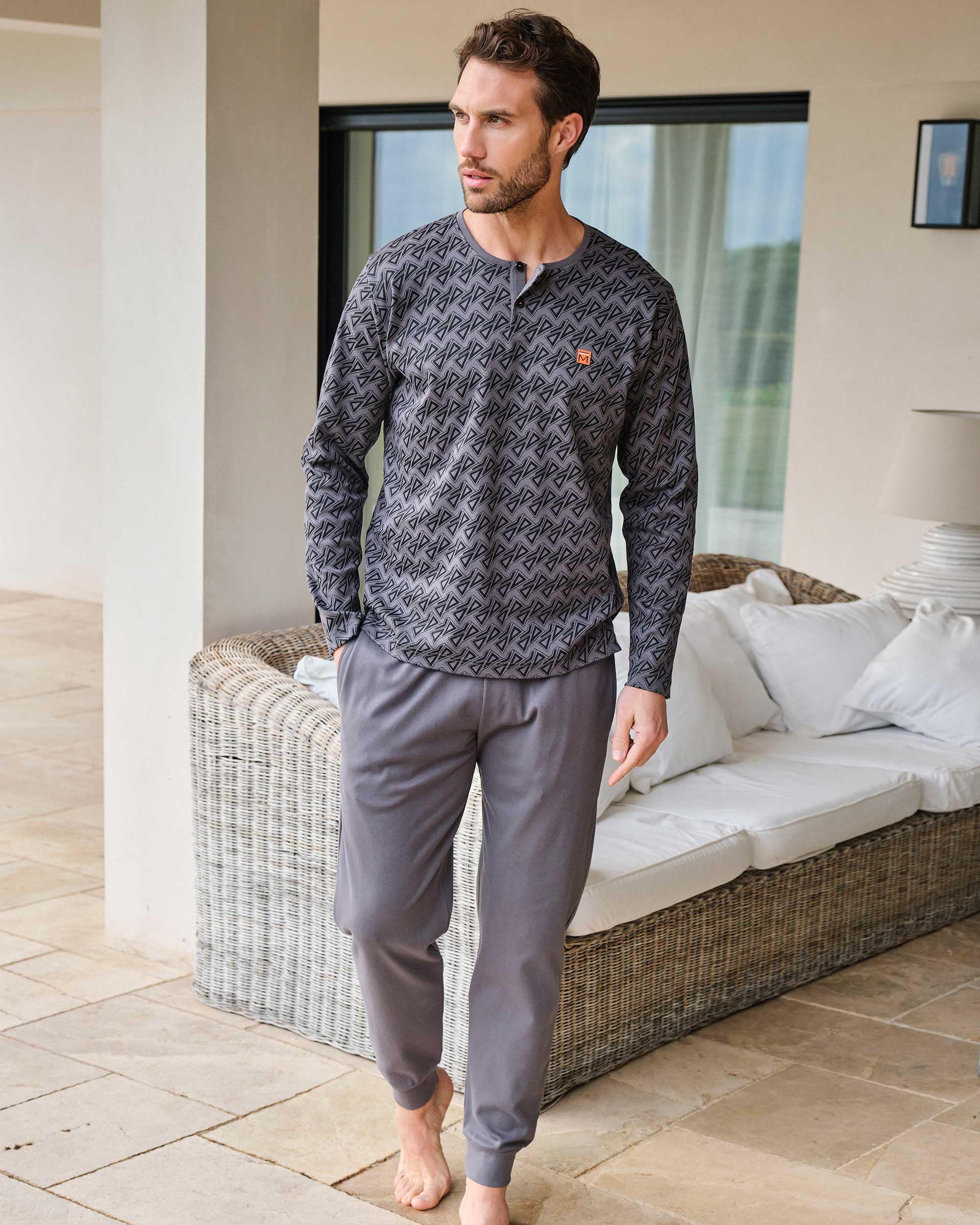 MASSANA Pijama de Invierno para Hombre, 100% Algodón, Camiseta Manga Larga con Botones, Conjunto de 2 Piezas, Varios Modelos a Escoger
