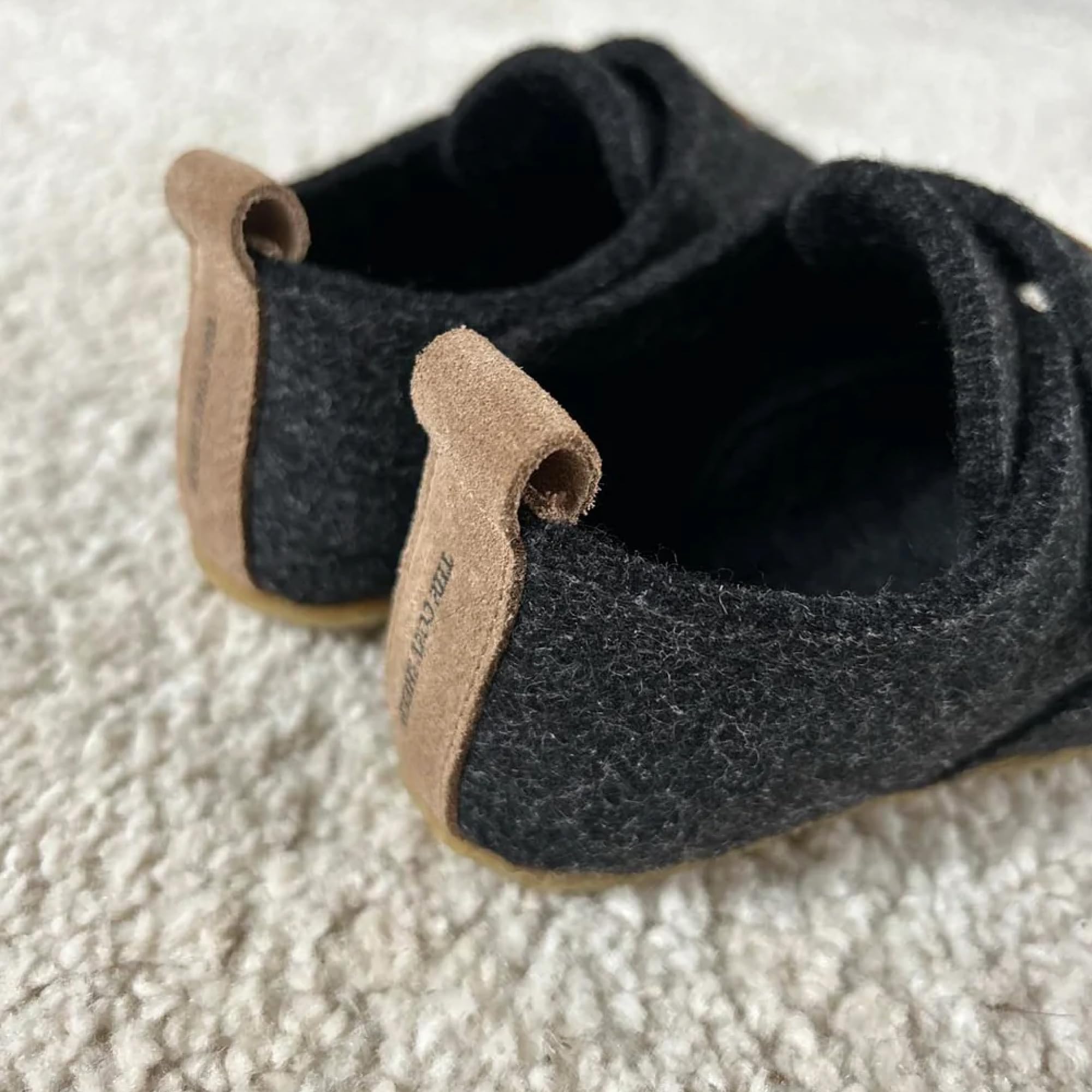 Hausschuhe für Jungen und Mädchen | Angenehme Pantoffeln Kinder | Filzhausschuhe Hauspatschen Kinder | Comfortable Slippers Kids