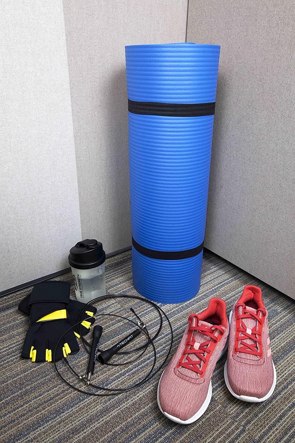 TechFit Fitness Tappetino Yoga Professionale - Ideale per Palestra in Casa, Esercizi del Pavimento, Campeggio, Stretching, Pilates 10 e 15 mm