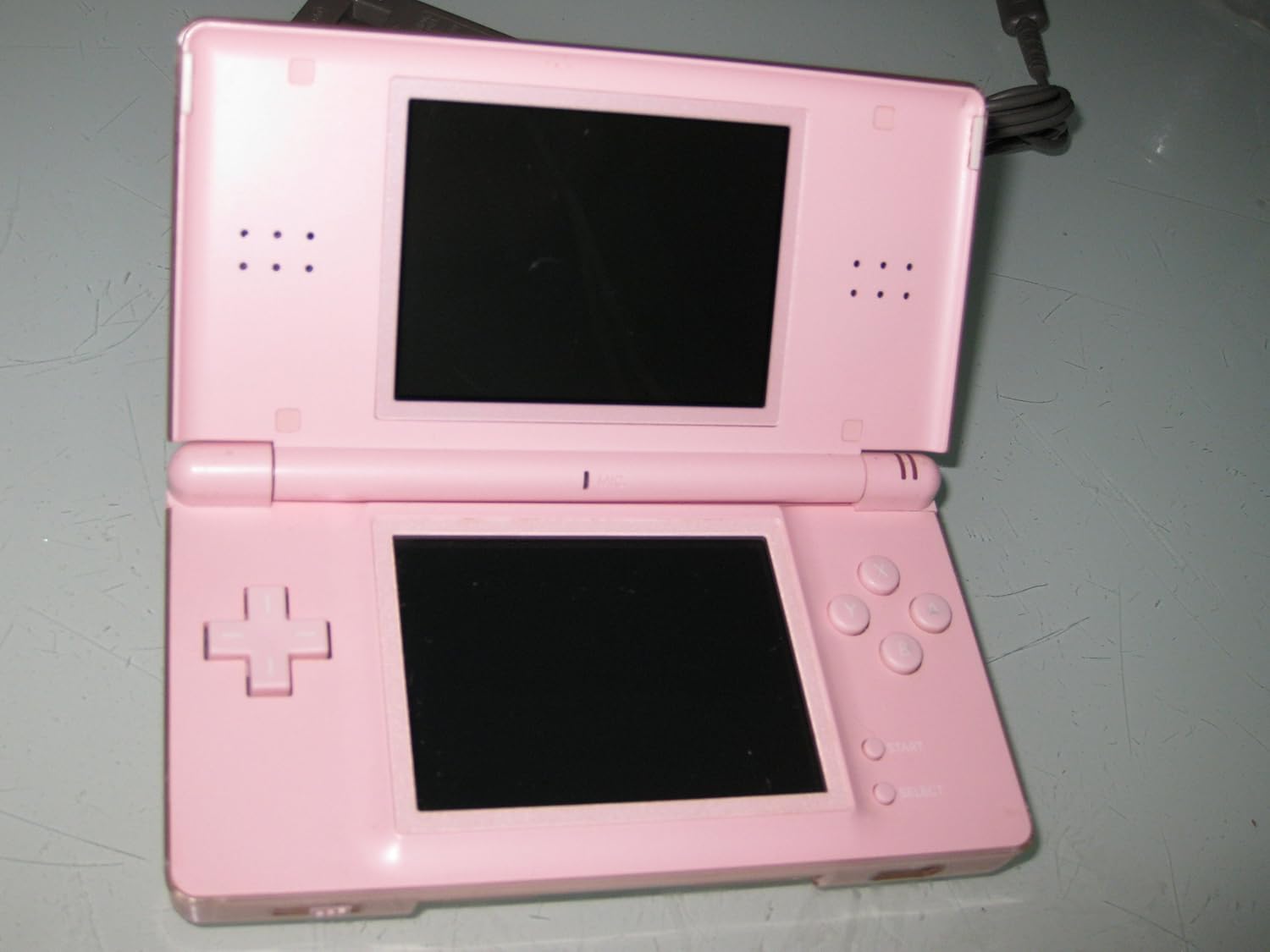 Nintendo DS Lite - Metallic Rose : Everything Else