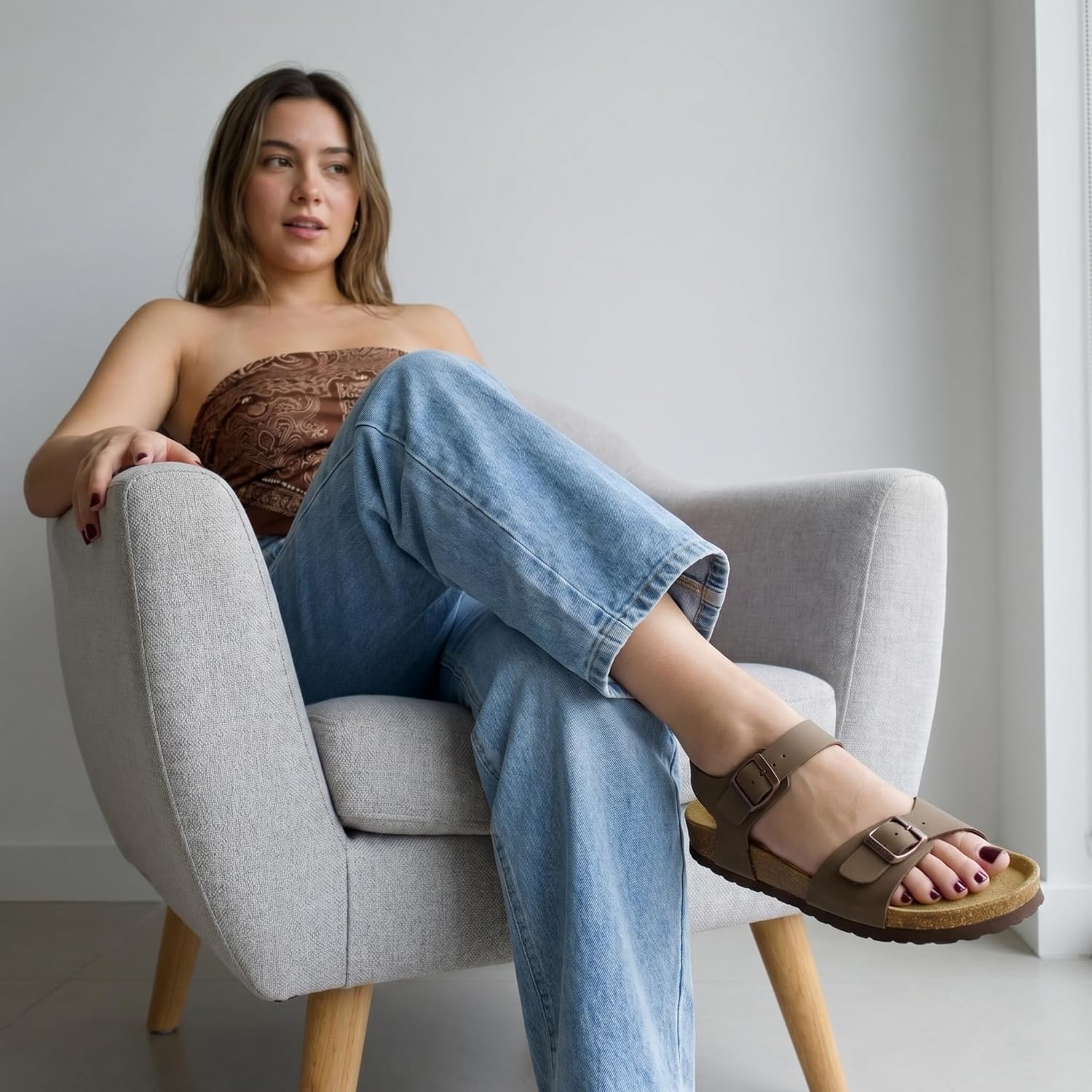 CUSHIONAIRE Women's Lauri Cork footbed Sandal with +Comfort
