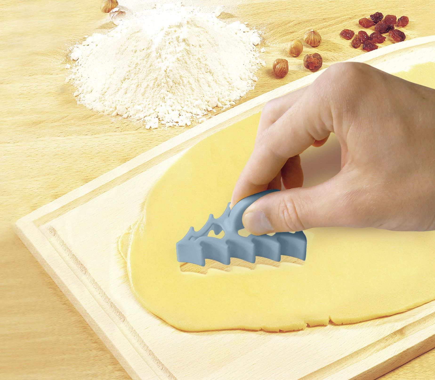 Fackelmann Zenker Set Di 4 Formine Per Biscotti Con Manico - Forme Cuore, Abete, Stella, Anello, 6-8 Cm