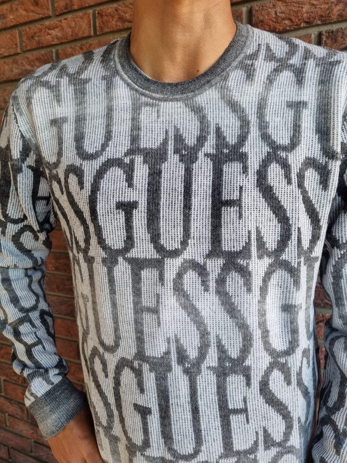 GUESS Maglione Invernale Ragazzo 18 Anni - 180 cm Color Grigio con Scritte sfumate