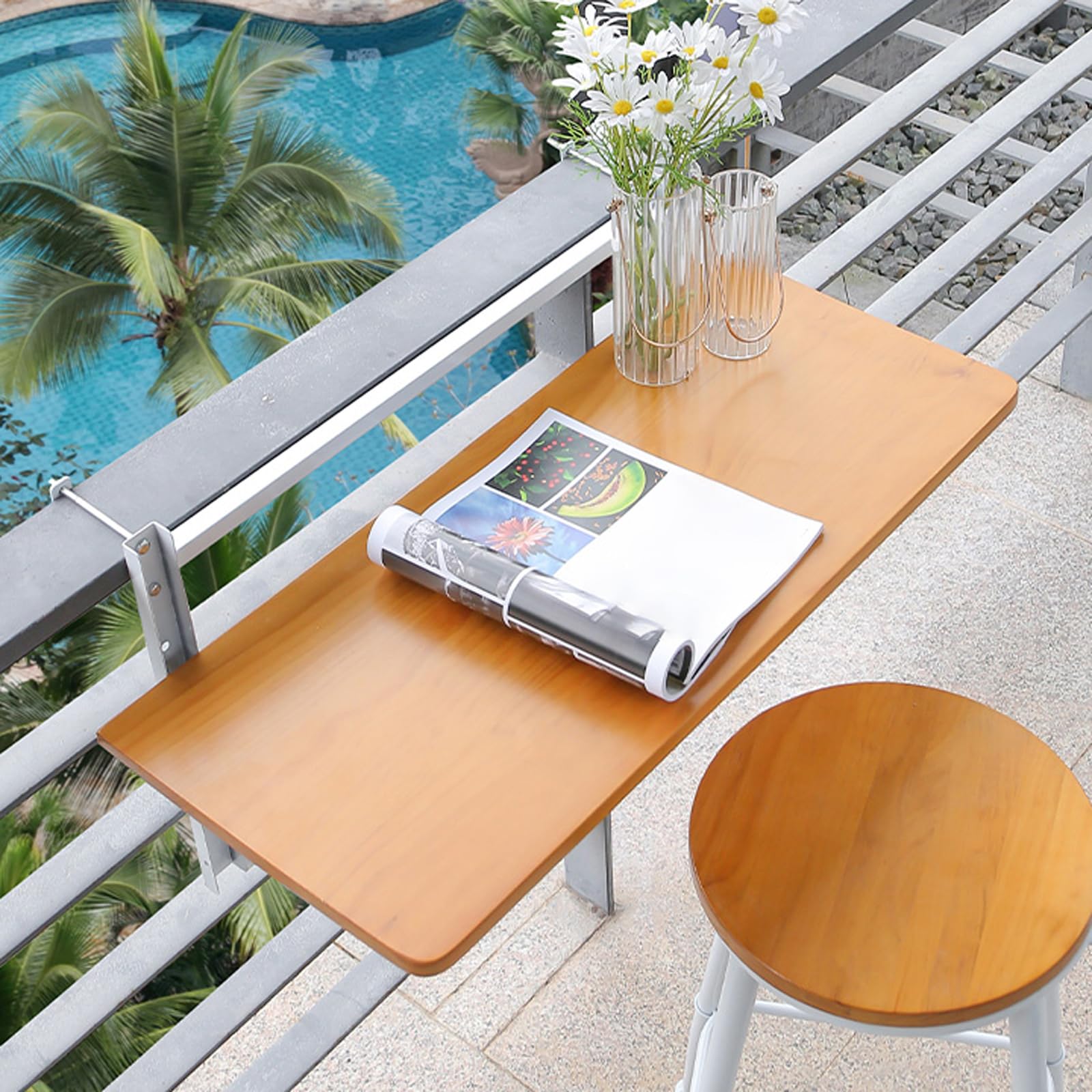 Table de balcon pliante réglable suspendue : la solution gain de place terrasse