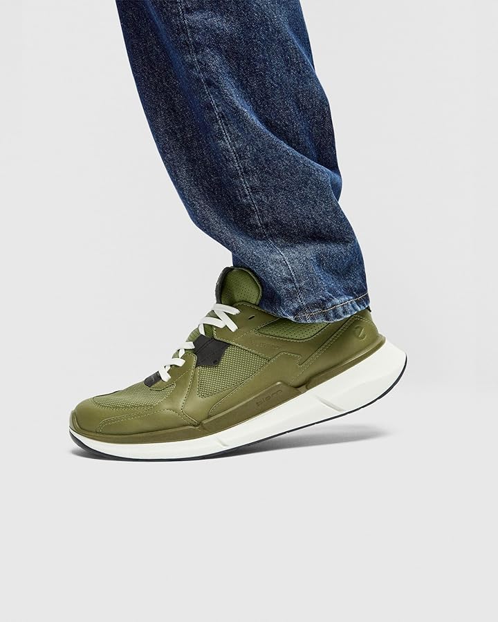 Amazon.com | ECCO Men's Biom 2.2 Athletic Gore-TEX Waterproof Amazon.com | ECCO Men's Biom 2.2 Athletic Gore-TEX Waterproof