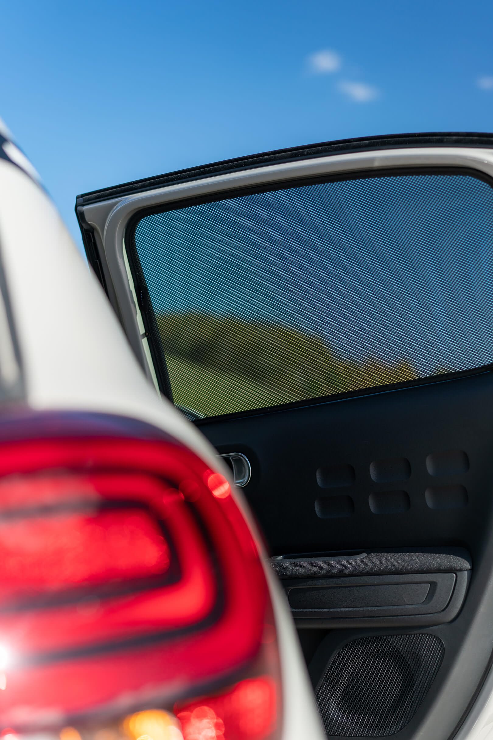 Set de Car Shades (Portes arrières) Compatible avec Citroen C3 5 Portes 2016-2024 (2-pièces) Pare-Soleil sur Mesure pour Voiture