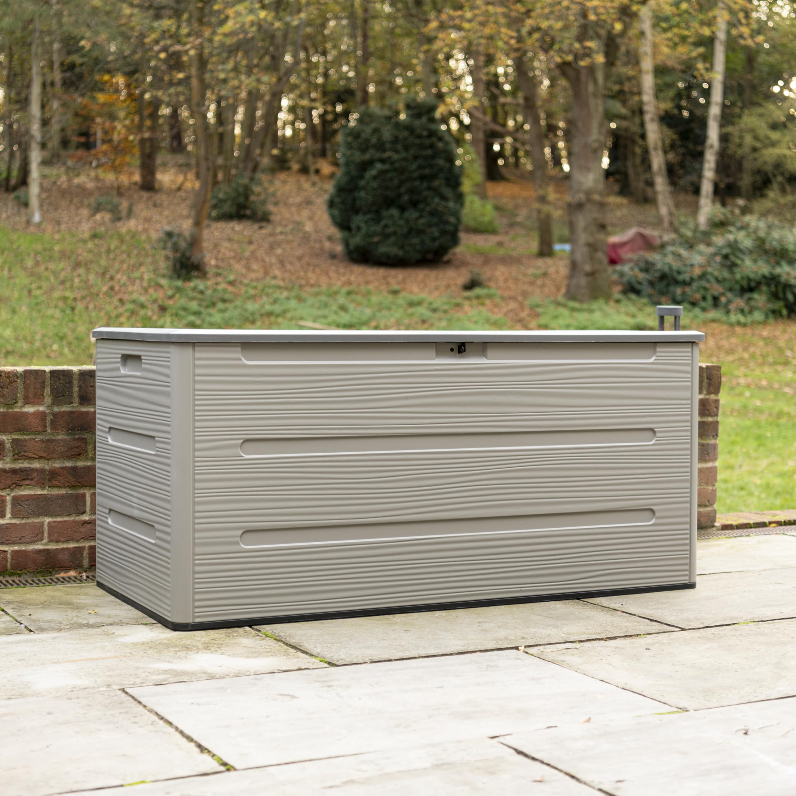 Garden Gear 700L Storage Chest Elite Series Outdoor Garden Storage Box Heavy Duty Weather Resistant HDPE Lockable Powder Coated Steel Frame - Image 3
