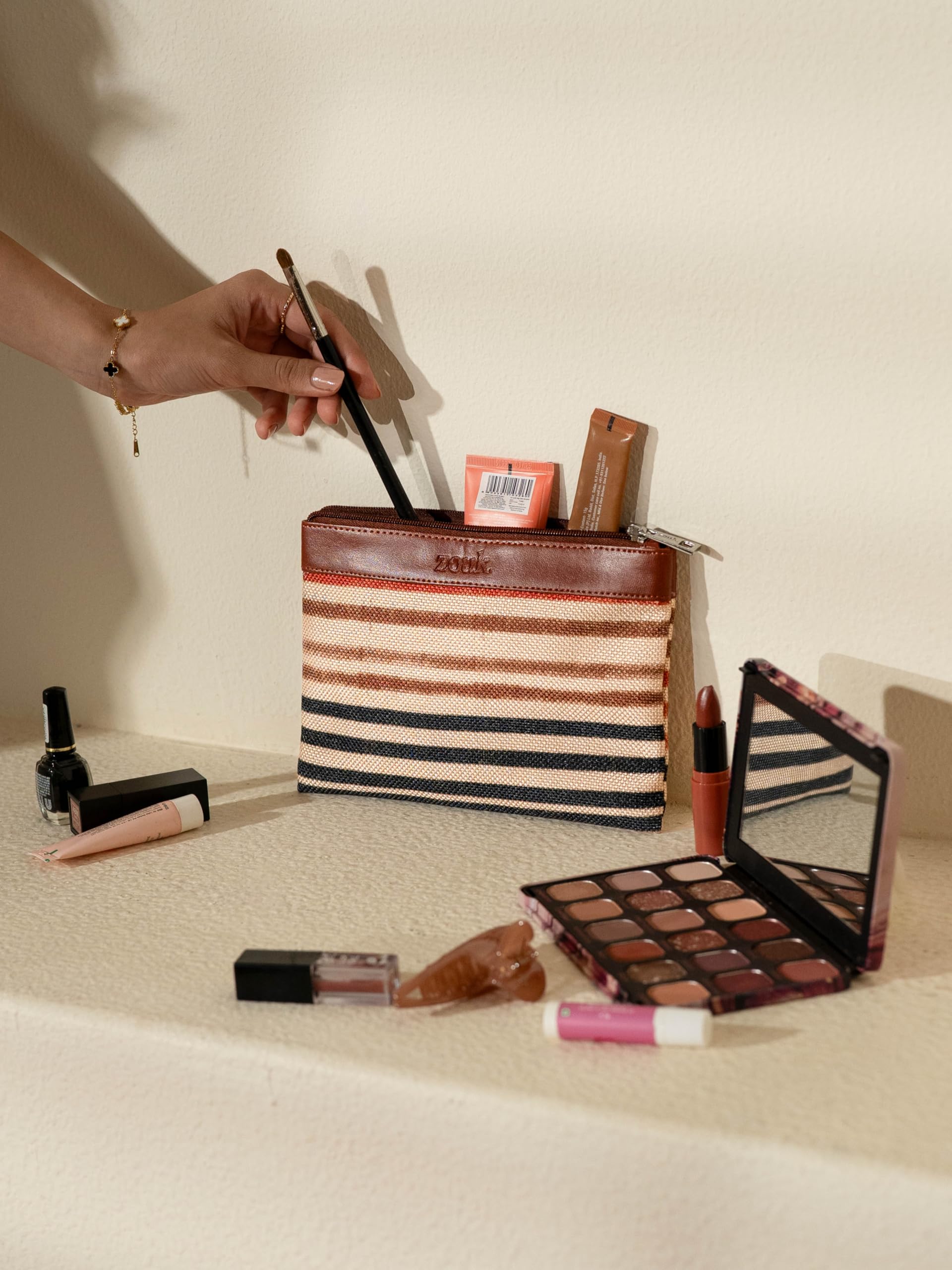 ZOUK | Travel Organizer Pouch | Multipurpose Makeup Pouch Bag for Daily Use & Travel |Aesthetic & Water-Resistant | Qutub Stripes