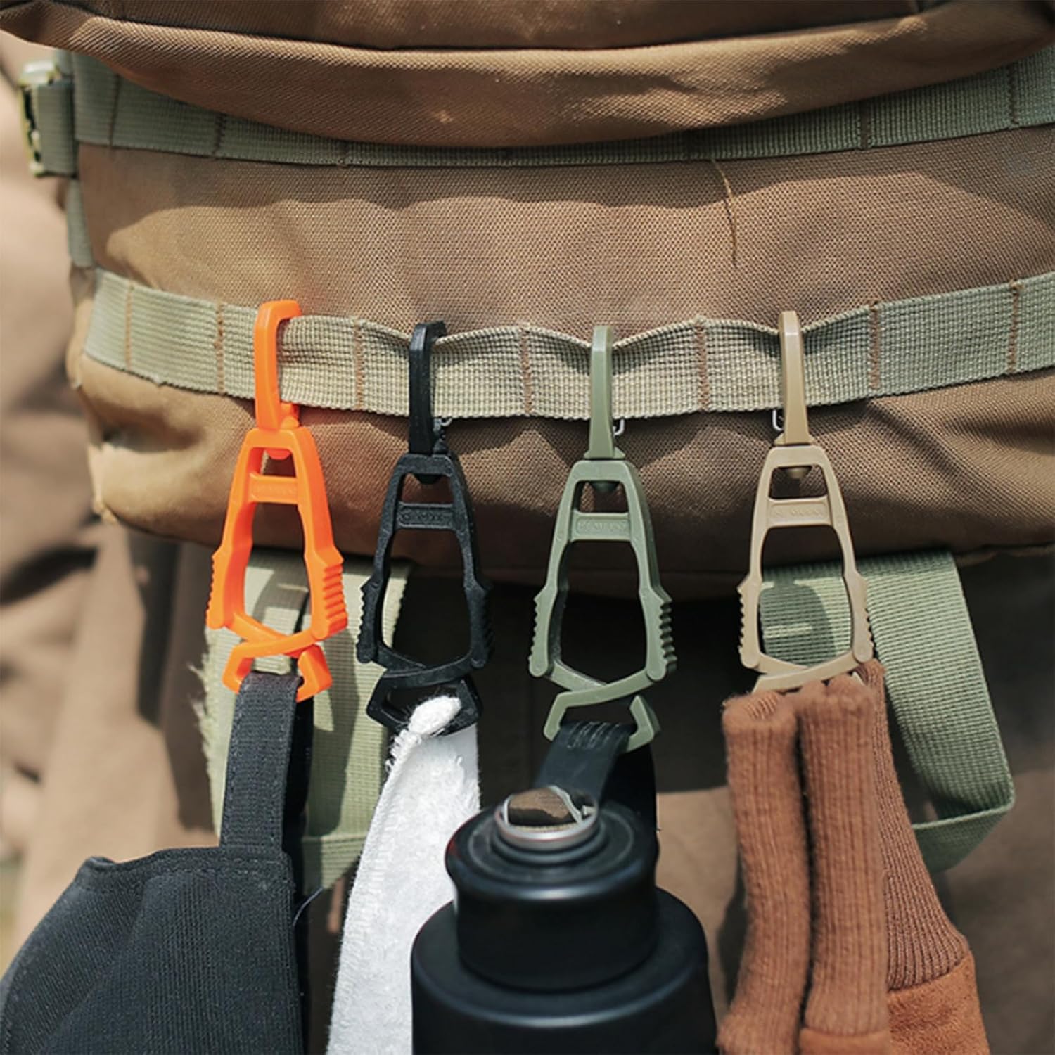 2 Pcs Gloves Clip Hanger Gloves Holder Work Clip Gloves Keeper Gloves Belt Clips for Worker Construction