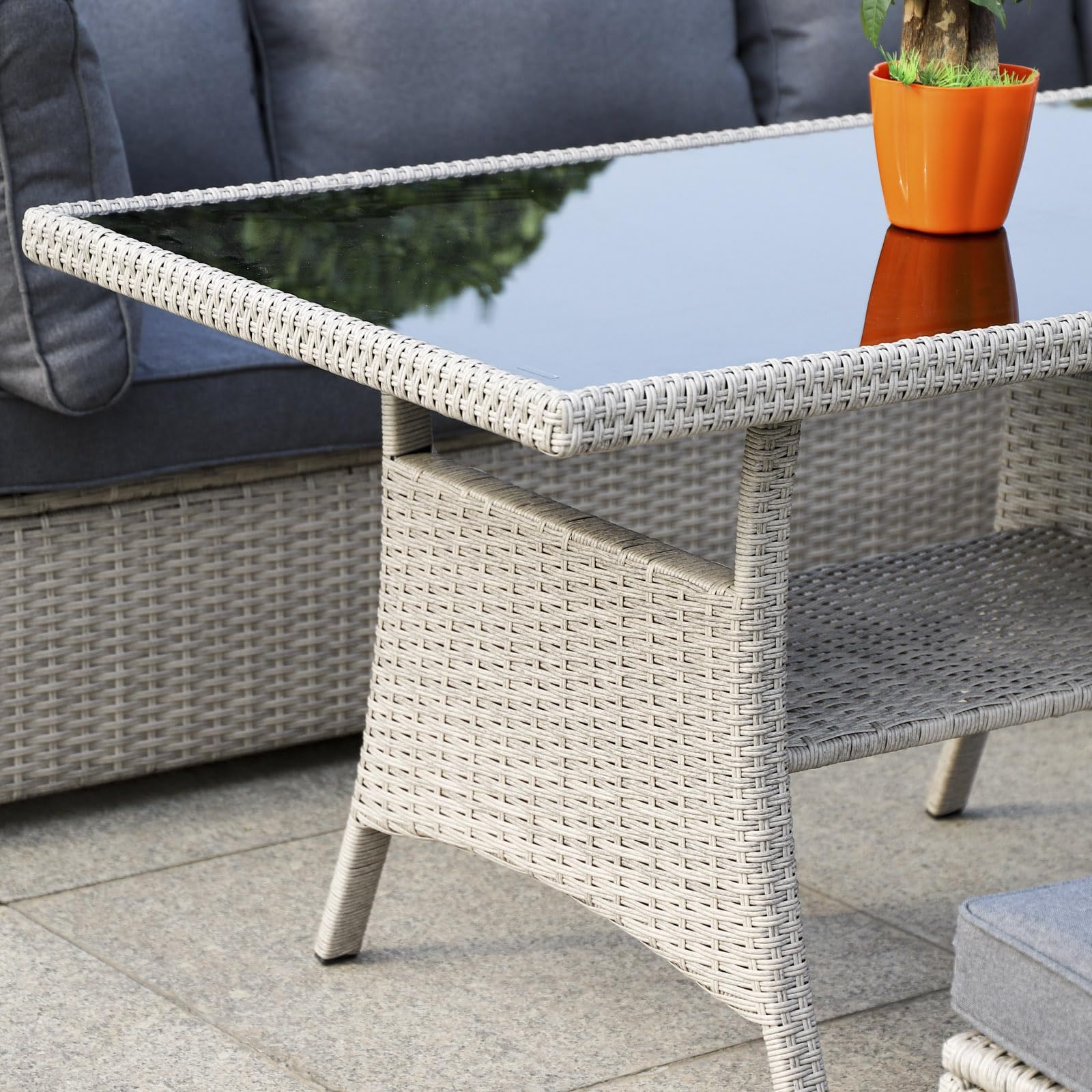 Polyrattan Gartentisch 120x70x68cm mit Ablage Glas Tischplatte Wetterfest Garten Terrasse Balkon Tisch Esstisch Gartenmöbel (Beige)