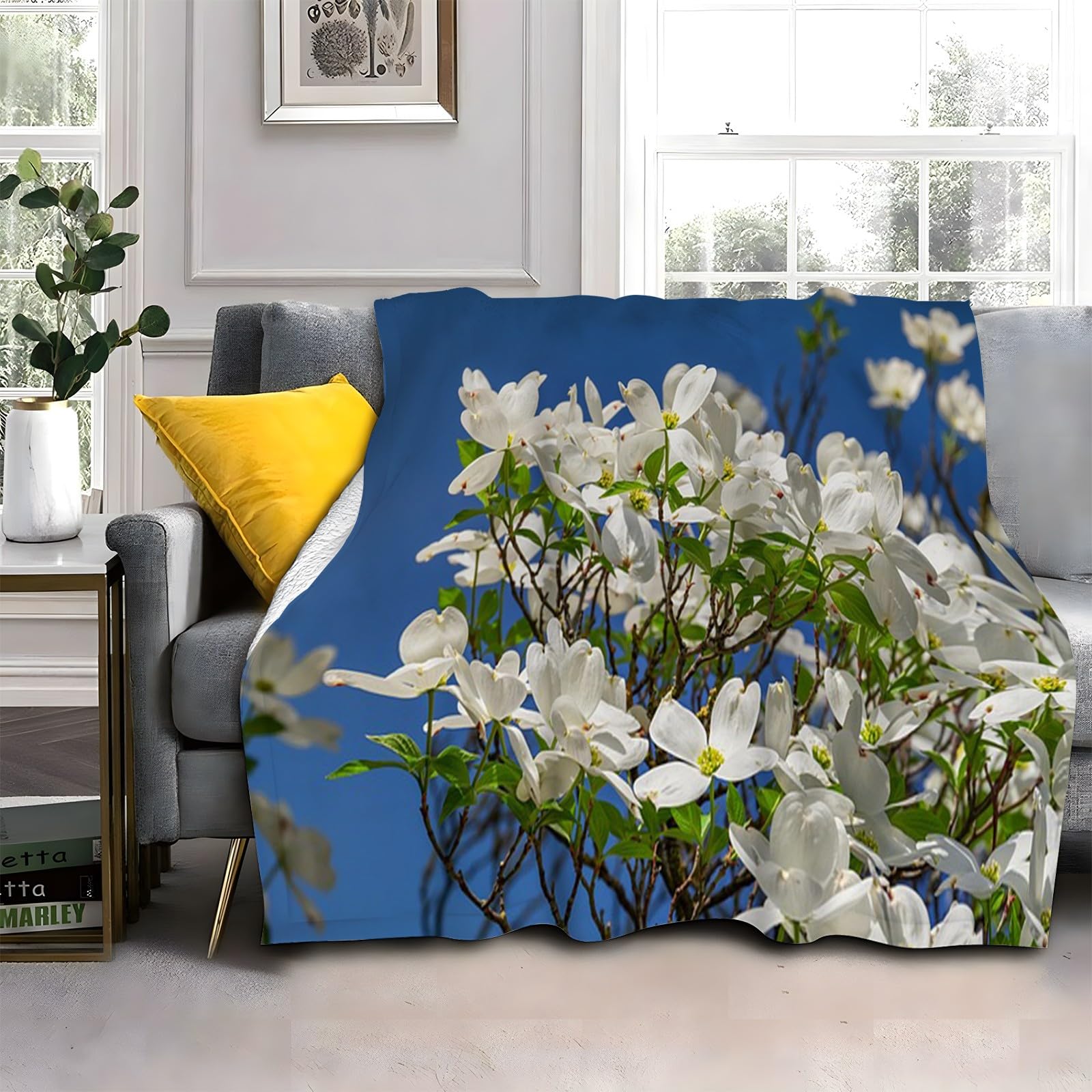 LLSZAHD White Cherry Blossom Throws Blanket King Size Floral Comfort Soft Sofa Bed Throw Blanket 152x204cm, Modern Fashion Design Style Children Adults Bedroom Decor - Fluffy Blankets 60"x80"