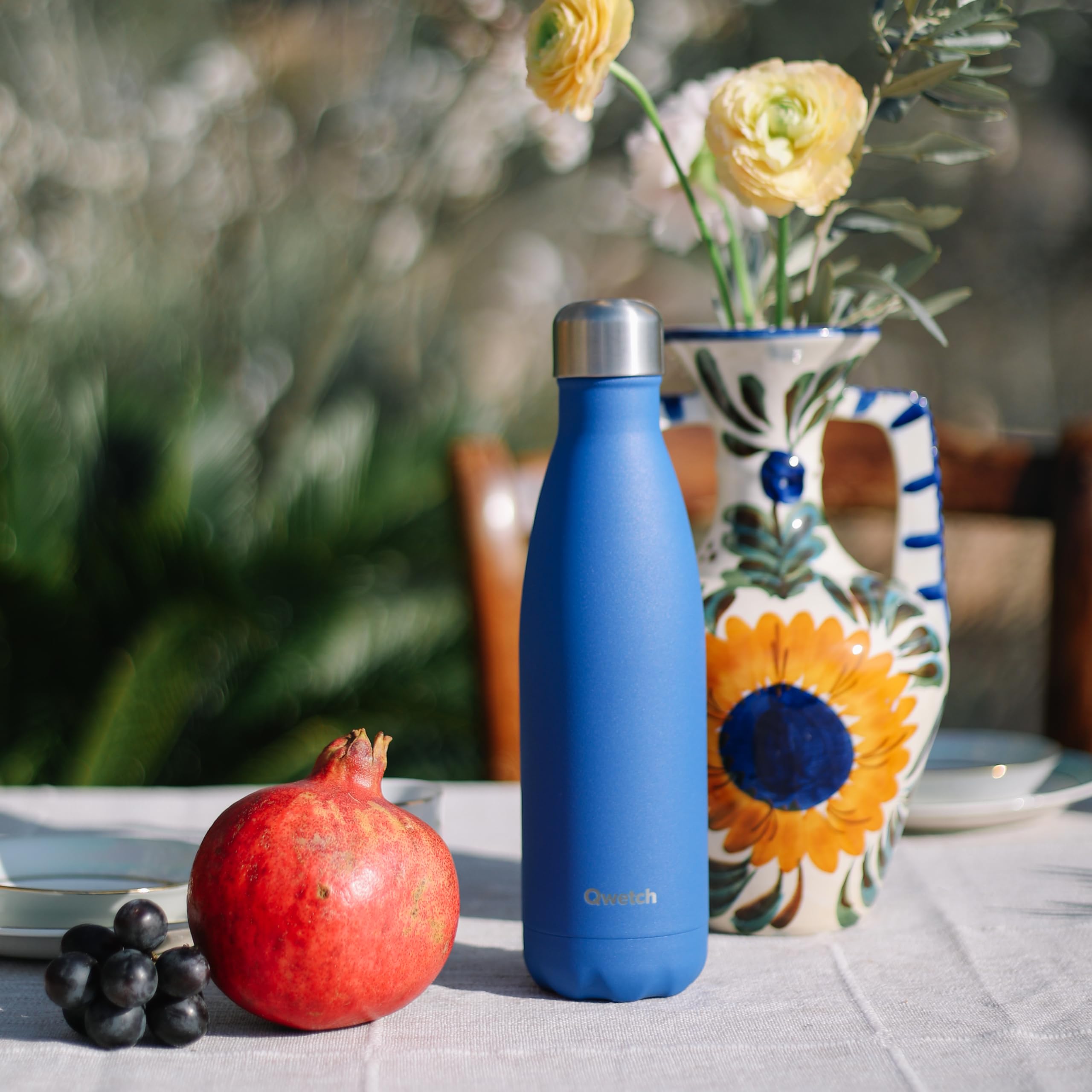Qwetch - Trinkflasche Originals Edelstahl Isolierflasche 1L Majorelle Blau - Thermosflasche 24h Kalt & 12h Heiß - Auslaufsicher, BPA-frei, Wiederverwendbar - Perfekt für Sport, Reisen, Büro & Wandern