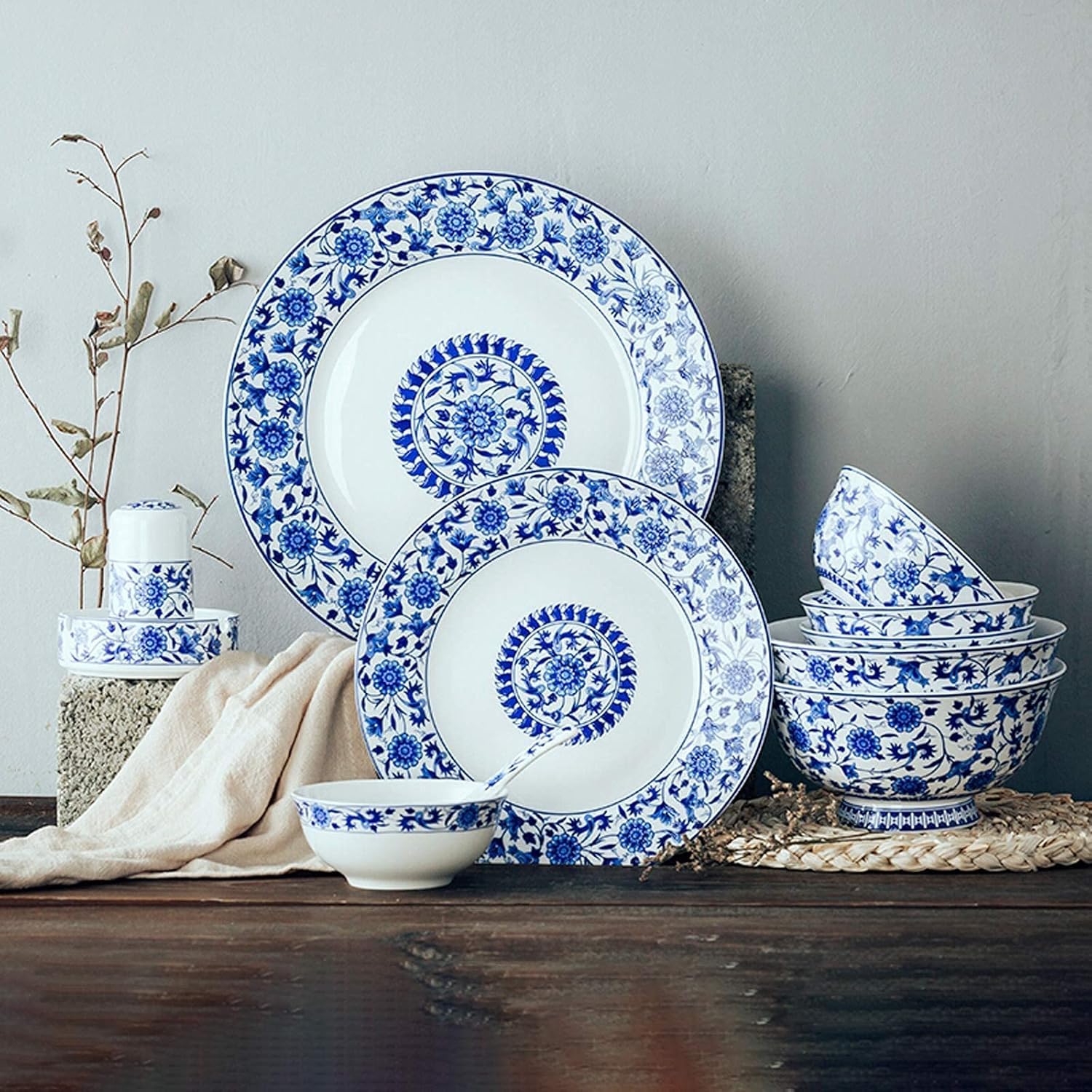 Zastawa stołowa, 26-częściowy zestaw naczyń z niebiesko-białej porcelany | pudełko, talerze do steków, miska na musli i miska na zupę na wesele