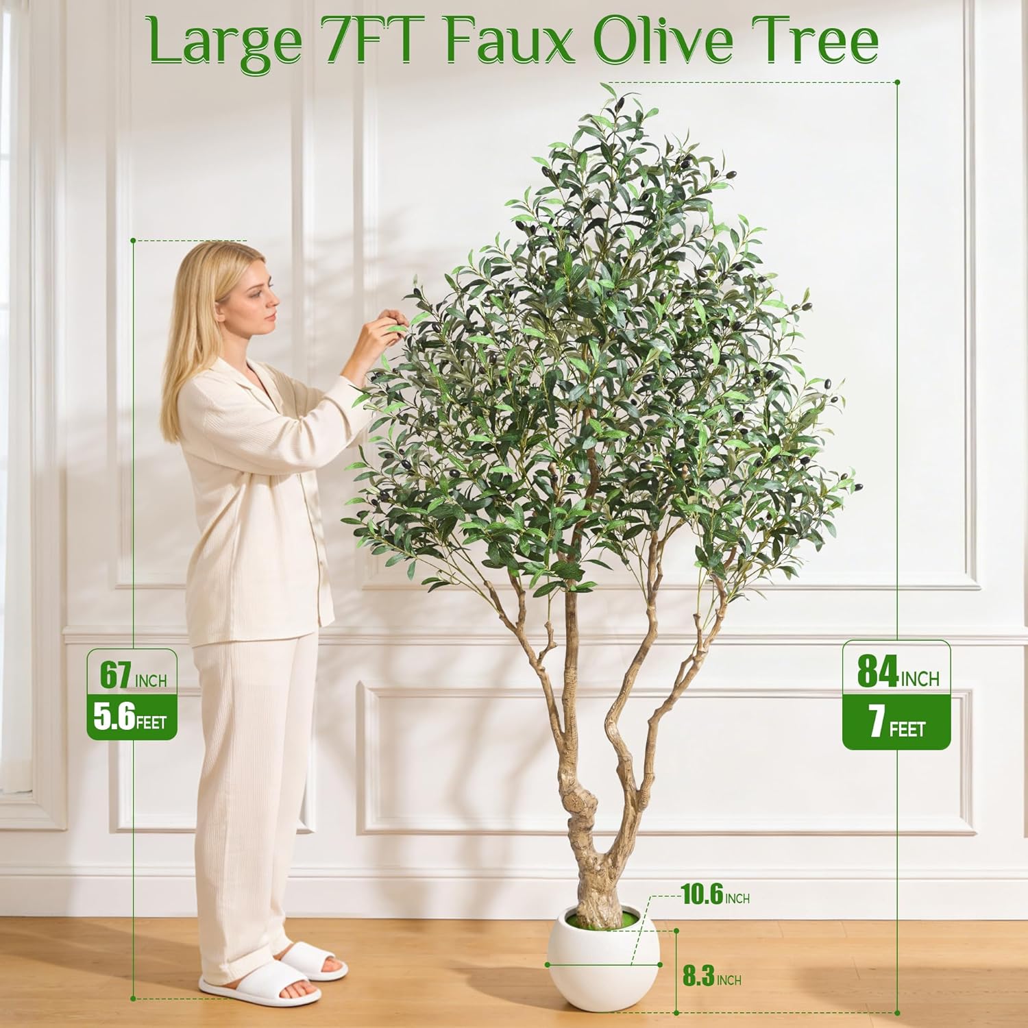 人工オリーブの木とポット。