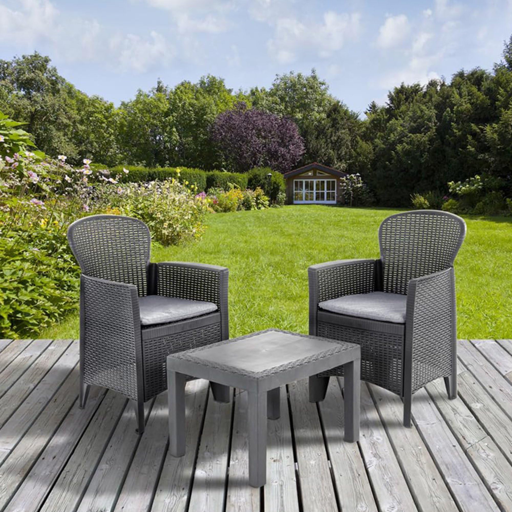 Dmora - Set salotto da esterno Foggia, Composizione da giardino con 2 poltrone ed 1 tavolino, Salottino effetto rattan con cuscini, 100% Made in Italy, Antracite