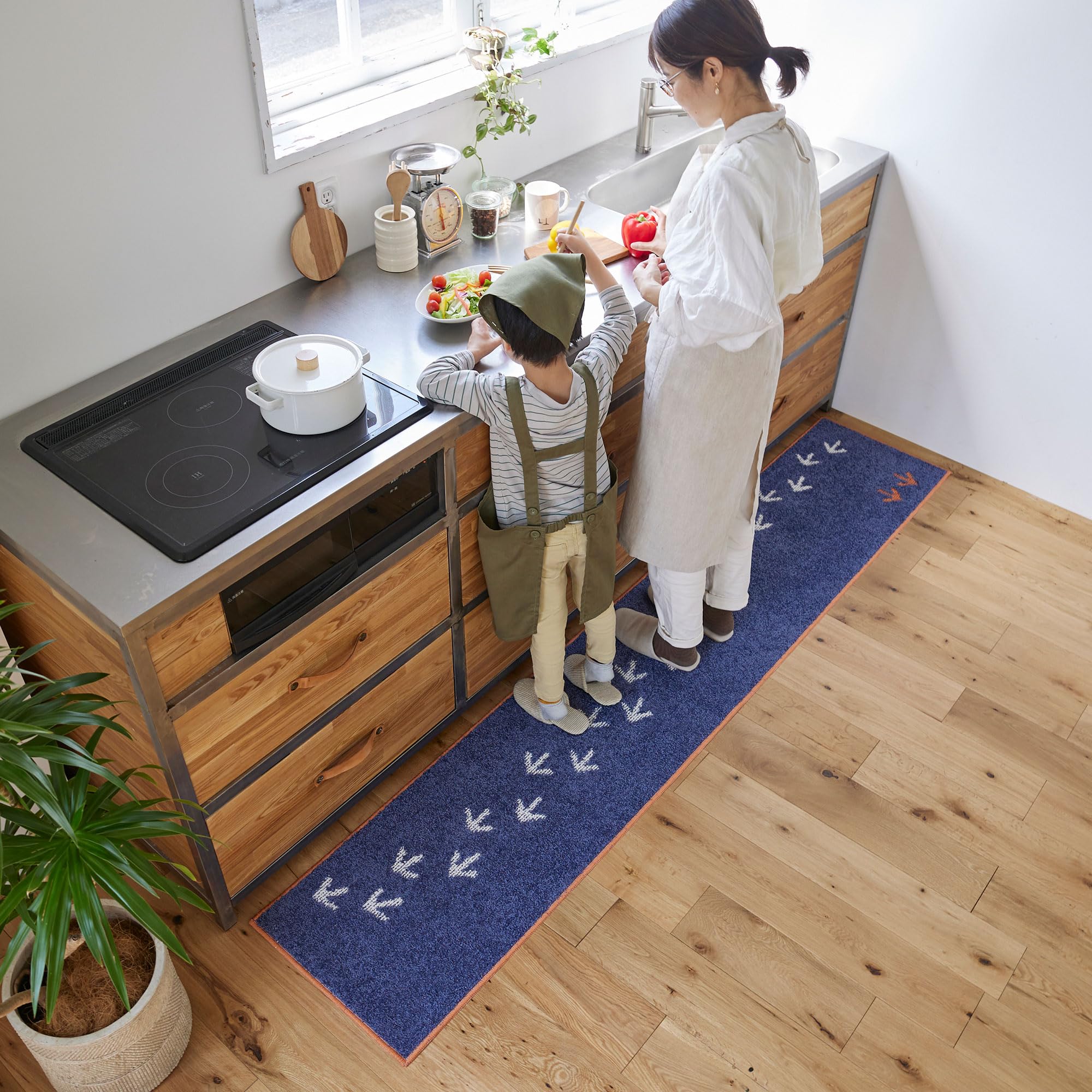 Amazon｜スミノエ(Suminoe) キッチンマット ネイビー 45×180cm