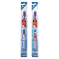 Vista 8 de Oral-B New Princess - Cepillo de dientes para niñas pequeñas, niños de 3 años, extra suave, los personajes varían, paquete de 6