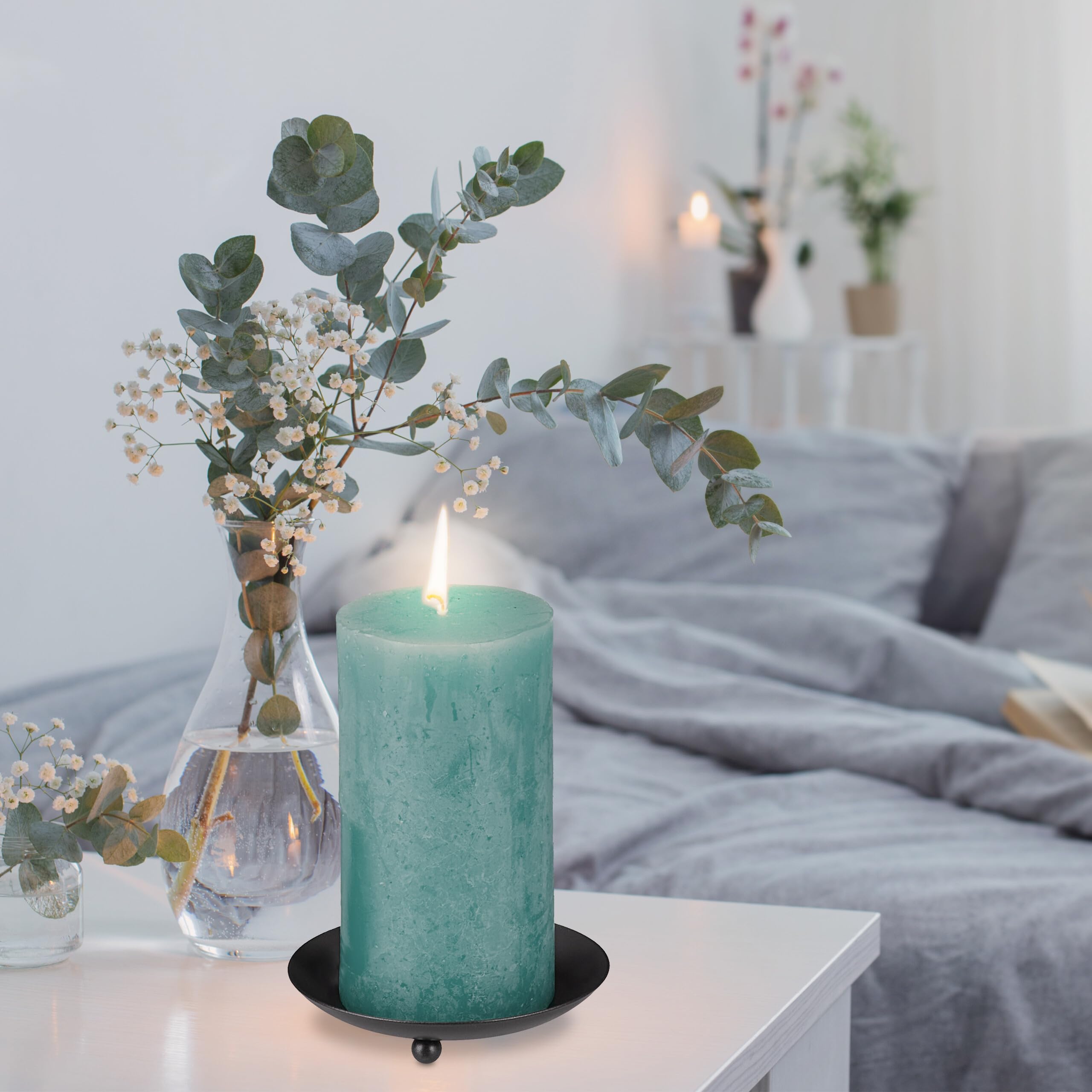Relaxdays Świeczniki do świec pieńkowych, zestaw 4 sztuk, Ø 10 cm, metalowe, okrągłe podstawki pod świece, czarny