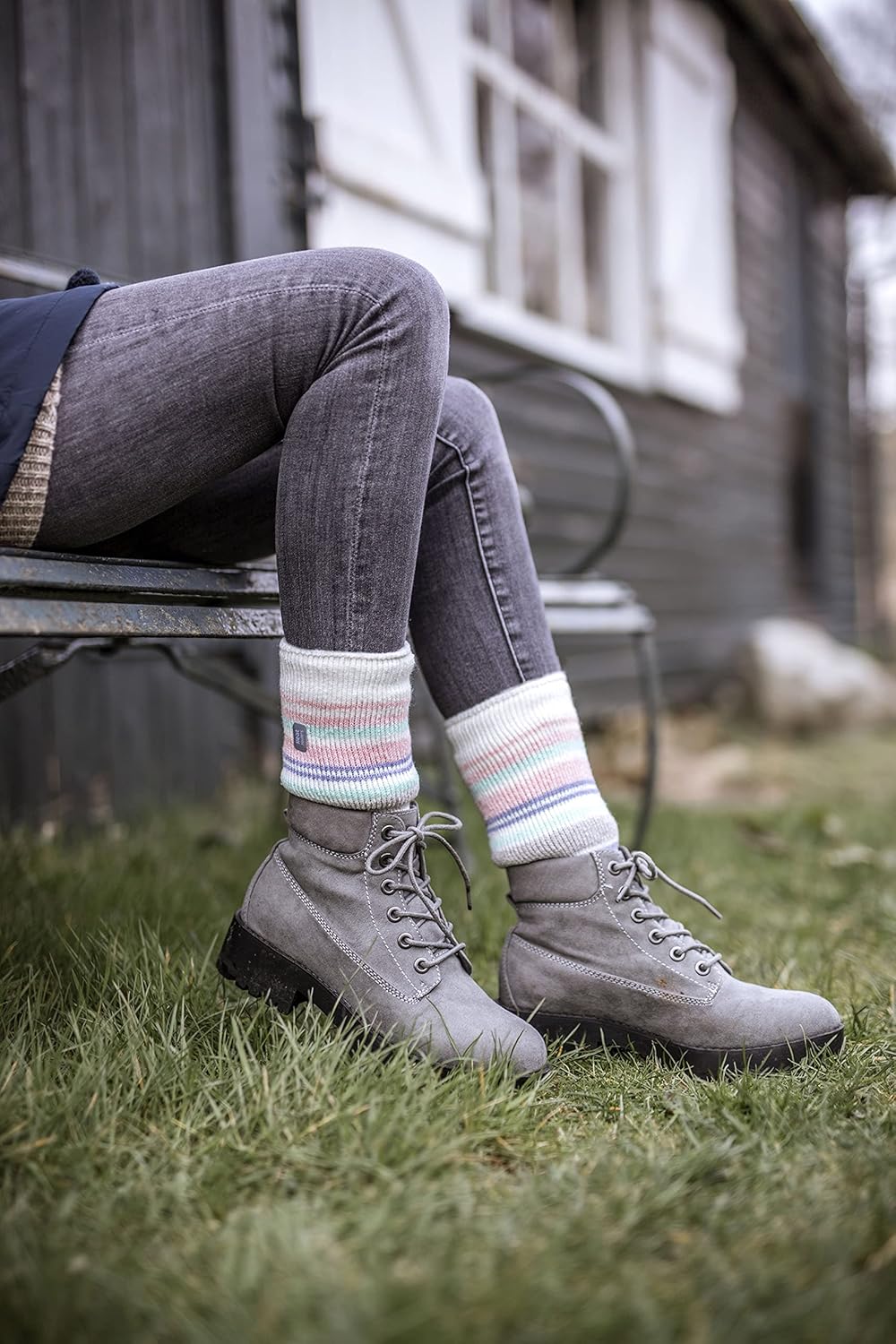 HEAT HOLDERS Women's Thermal Stripe Socks Size 5-9 US (Brown/Cream Marl)