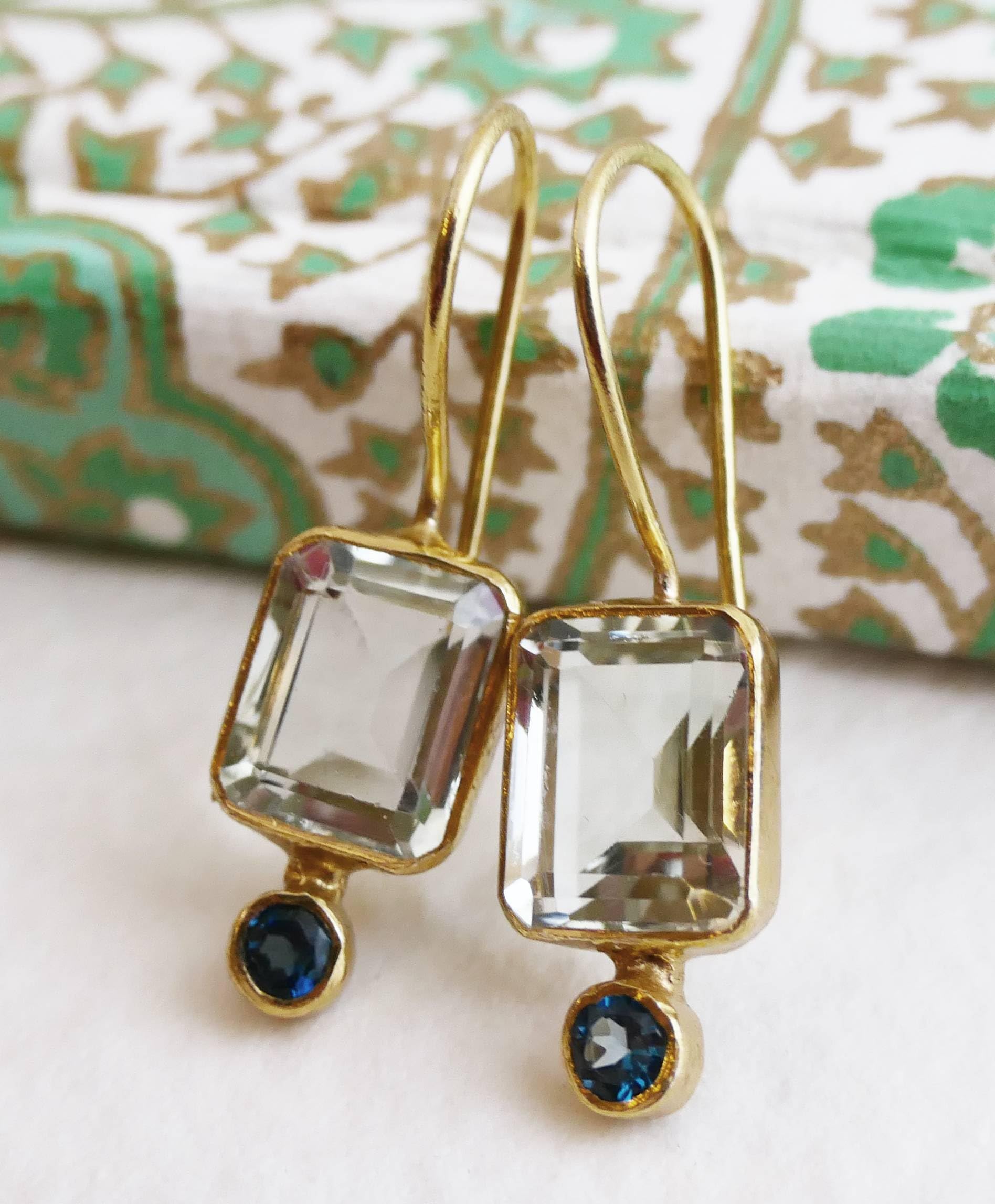 Orecchini Pendenti con Ametista Verde e Topazio Blu London | Argento Sterling 925 Placcato Oro Gioielli Raffinati con Pietre Naturali Design Elegante Donna - Stile Unico e Luminoso
