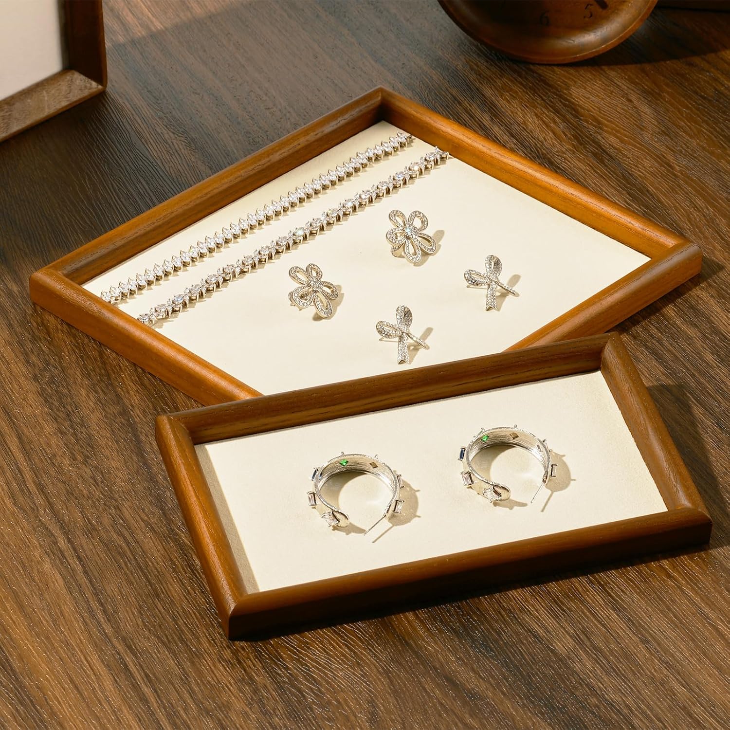 Oirlv Solid Wood Jewelry Display Tray large jewelry tray Flat Jewelry Plate Rings Earrings Bracelets Necklace Holder Organizer(L,Creamy-White)