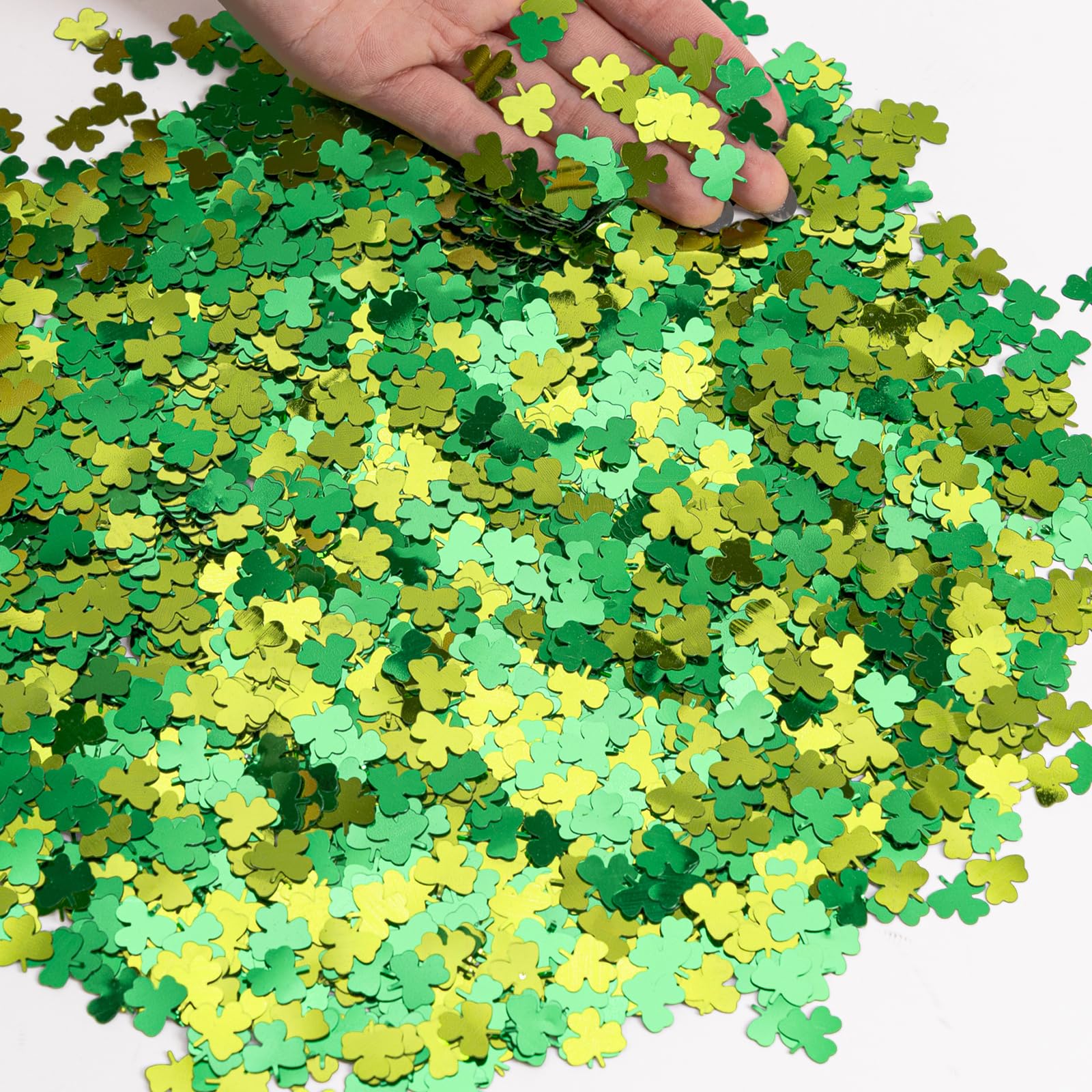 3000pcs St. Patrick's Day Shamrock Confetti Decorations, Green Metallic Foil Shamrock Table Confetti Glitter Lucky Clover Shamrock Sequin for St
