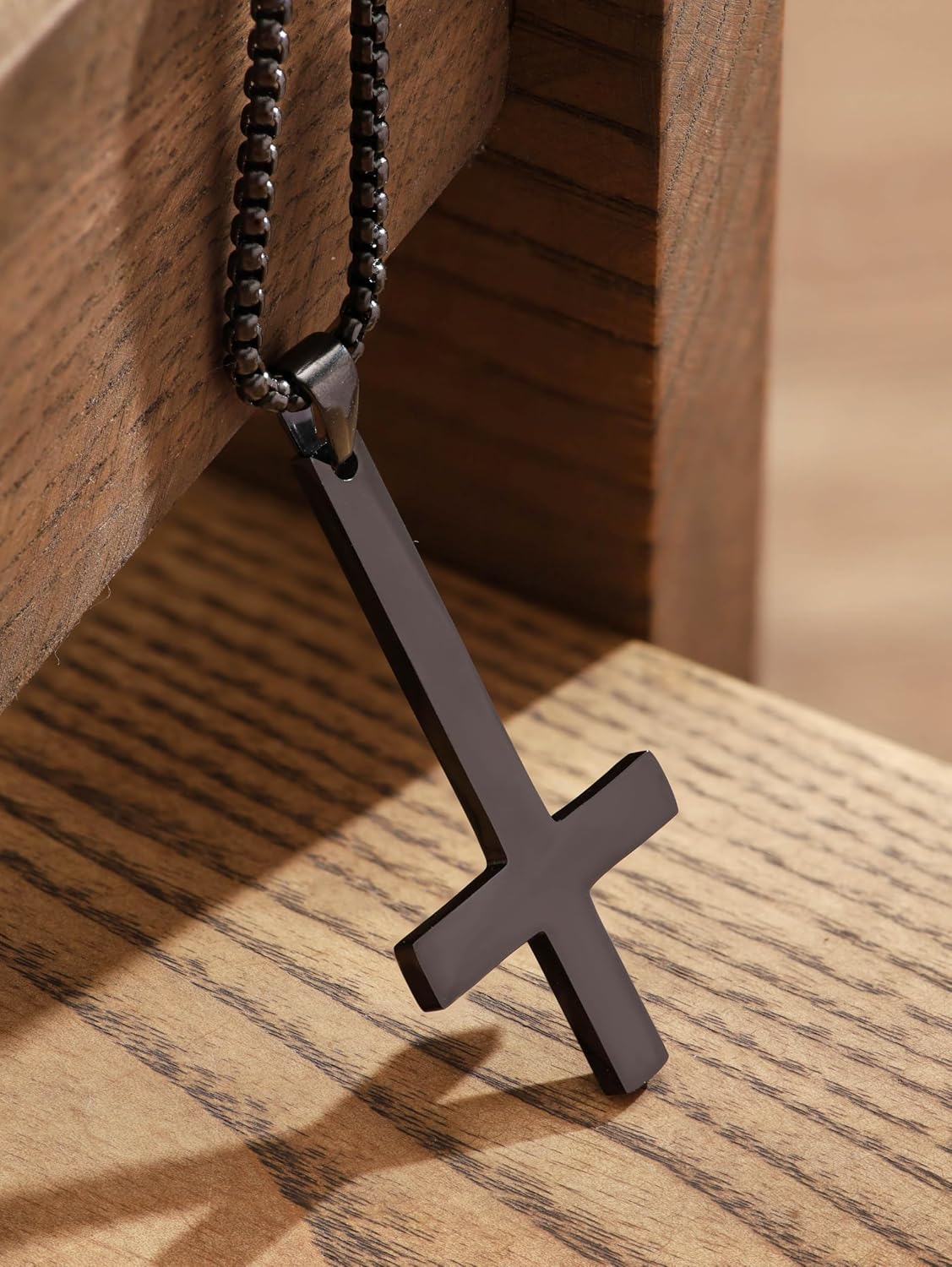 HAQUIL Stainelss Steel Simple Cross Necklace, Box Chain, Cross Jewelry Gift for Men and Women
