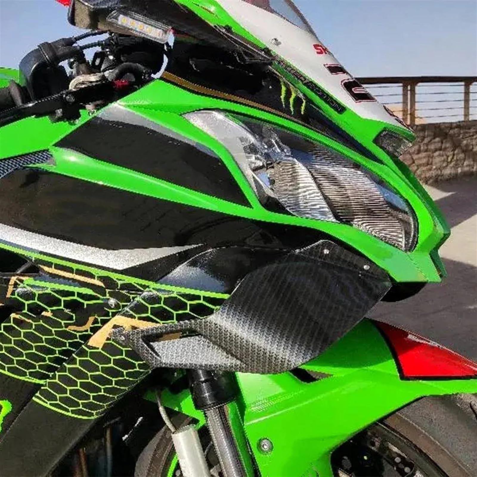 フスポイラーウイング Nmax155 250 300 GSX250R オートバイ用フロントフェアリングウィングレット エアロダイナミ Amazon | フロントフェアリング空力ウイングレット に適合する Nmax125用 に適合する Nmax155用 2020 2021 2022  オートバイフロントウィングレットエアロダイナミックウィングカバートリムスポイラーウィングレットフェアリング(Carbon fiber) | スポイラー・ ウィング ...