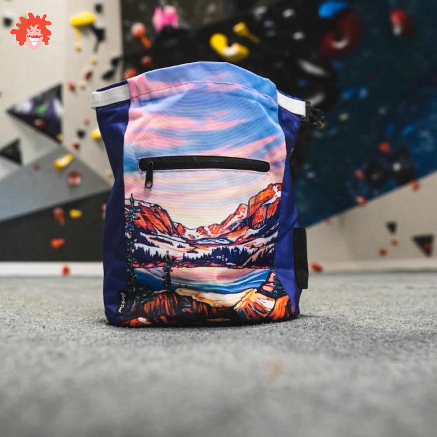 Rock Climbing Chalk Bucket | for Bouldering Gym & Outdoor Use | Durable Hook & Loop Closure, 2 Zippered Pockets, Easy-Carry Handle