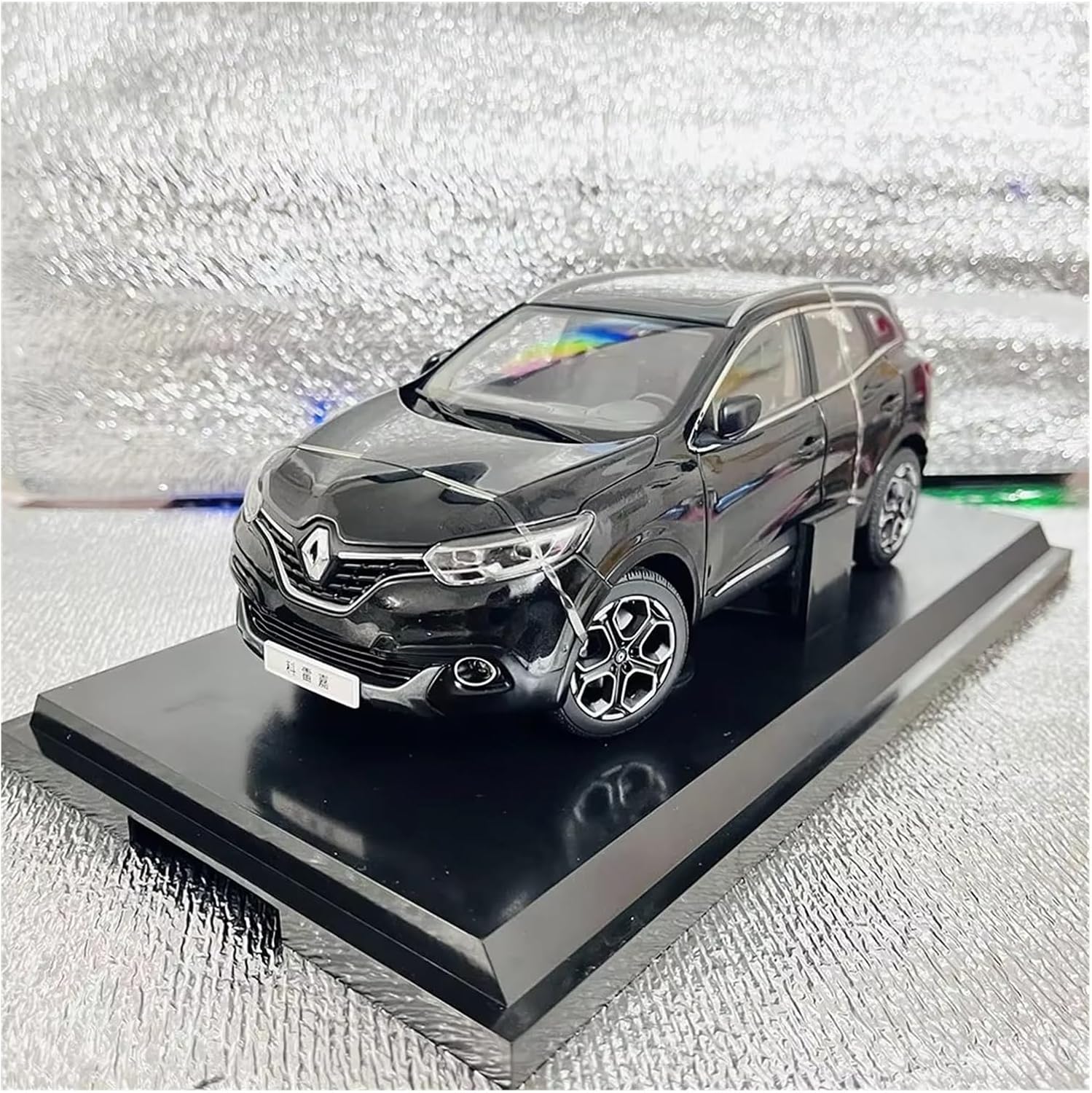 1:18 for Kadjar SUV Diecast Alloy Car Model Scene Ornaments Adult Hobby Gift Static Collect Display(No Box)