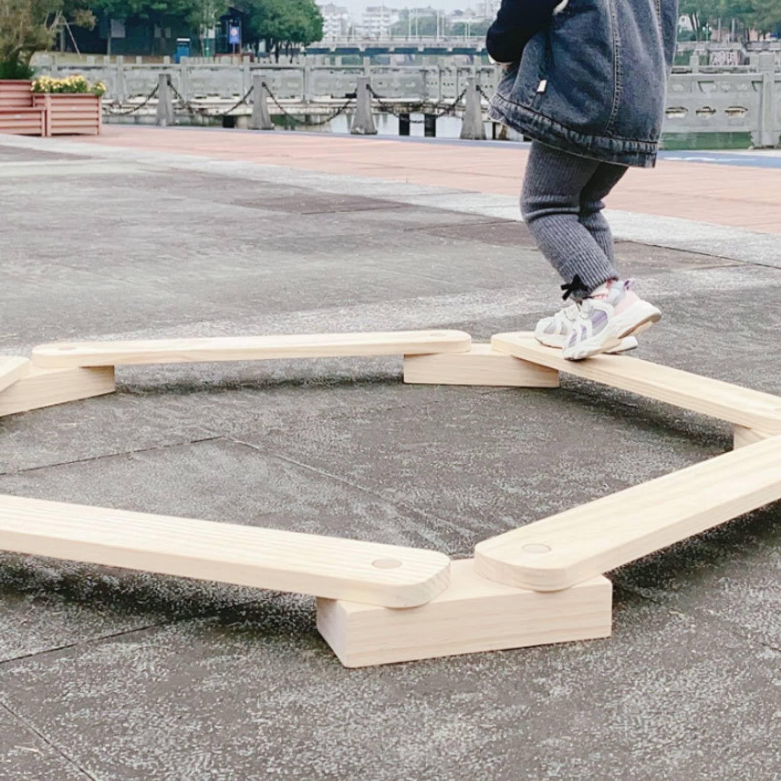 Kinder Gleichgewichtsbrett Holz Balancebrücke Balanciersteg Motorikspielzeug Trainingsgerät für Eigenständiges Tempo Übt Ruhiges Balancieren